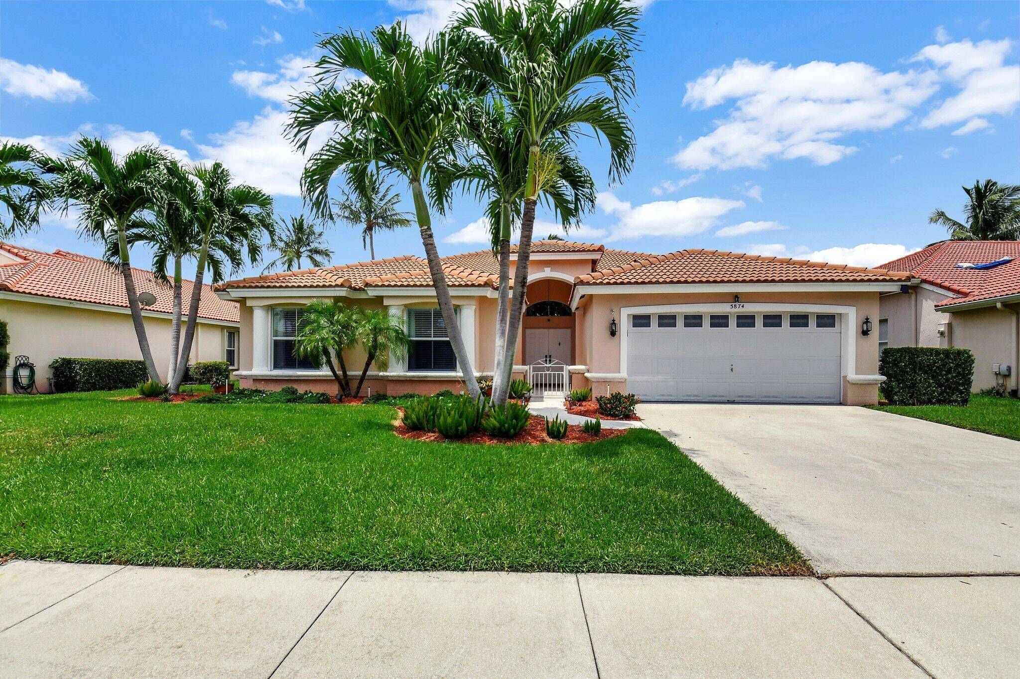 Lake Worth, FL 33463,5874 Las Colinas CIR