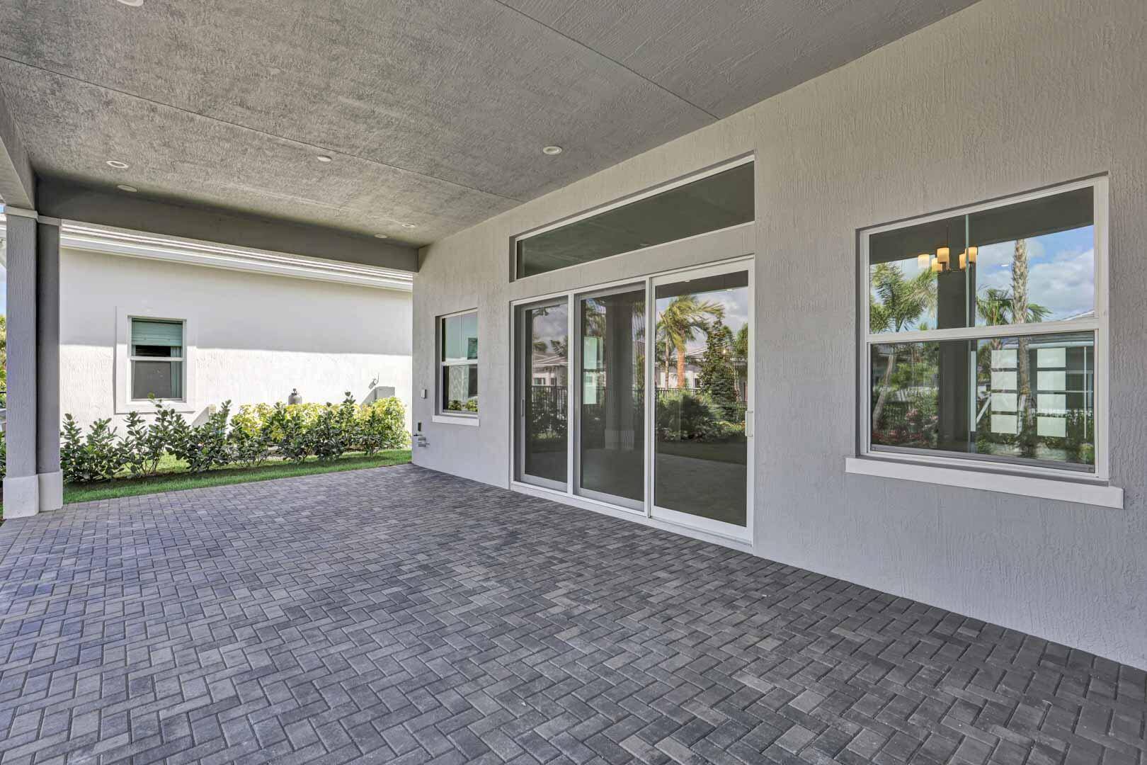 Palm Beach Gardens, FL 33412,10035 Seagrass WAY