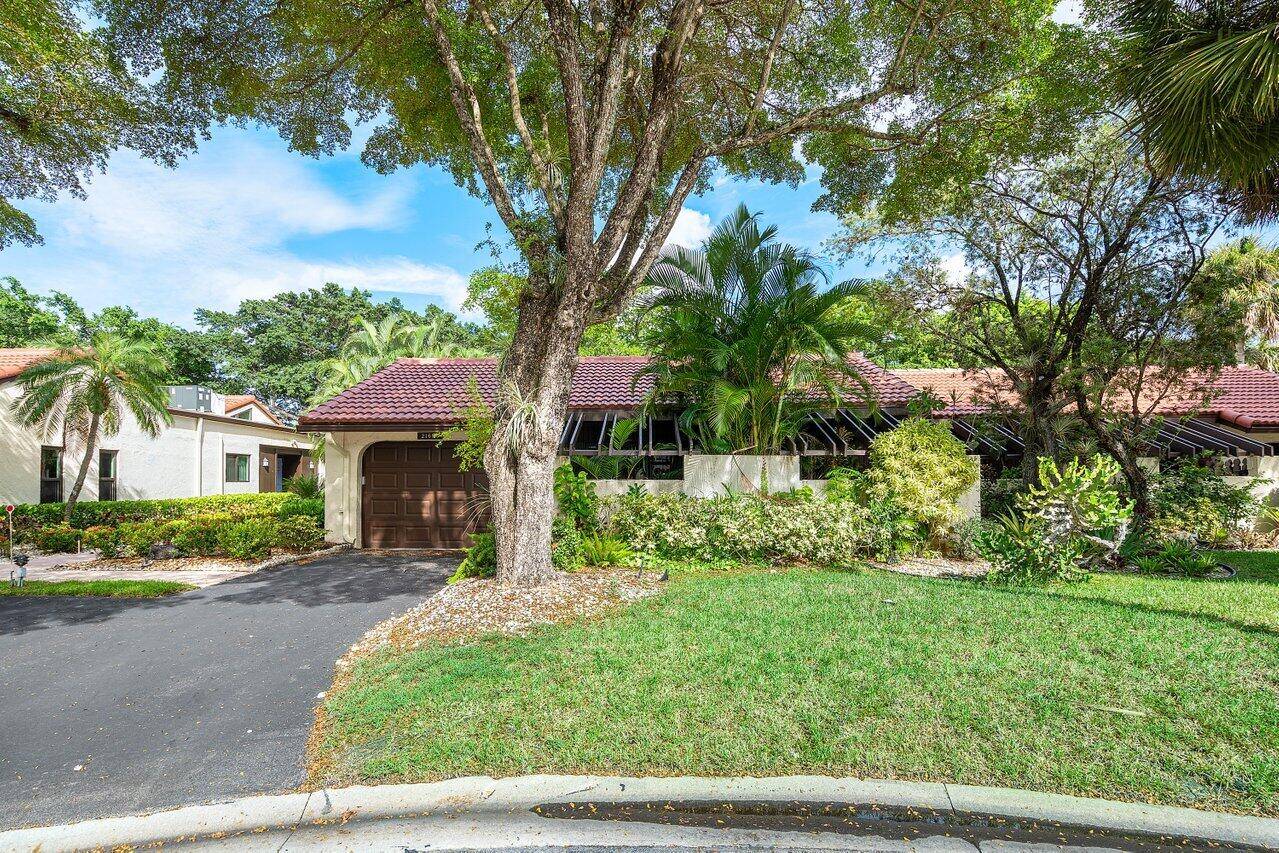 Boca Raton, FL 33428,21696 Tall Palm CIR