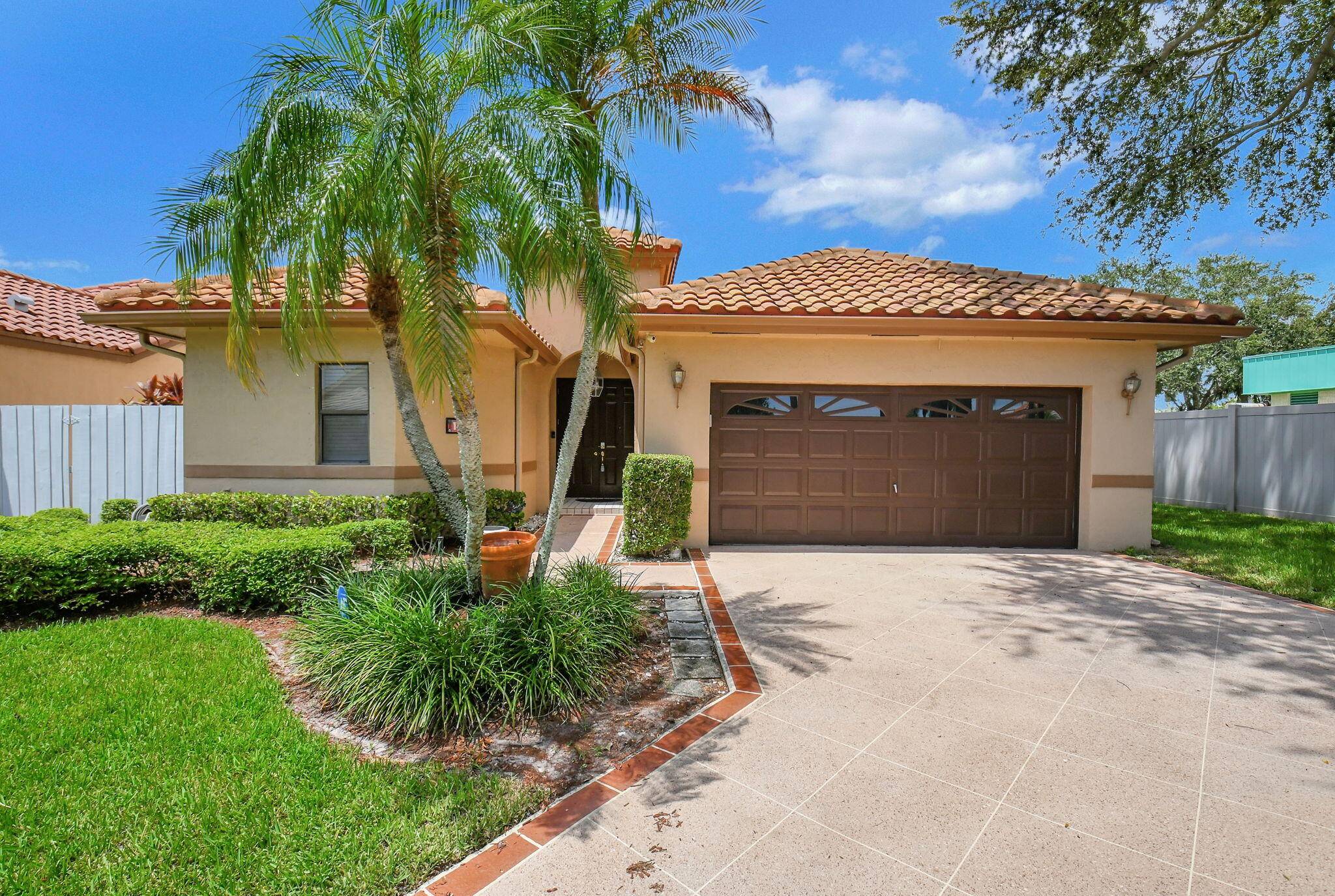 Boynton Beach, FL 33436,155 Executive CIR