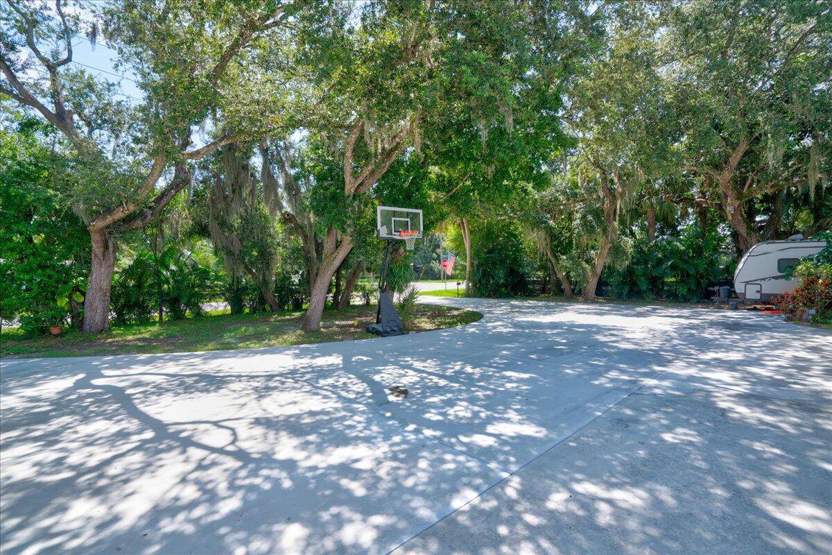 Stuart, FL 34997,6750 SW Gaines AVE