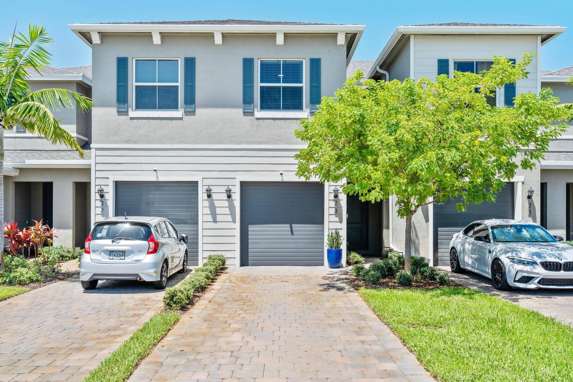 Riviera Beach, FL 33404,28 Bandol ST