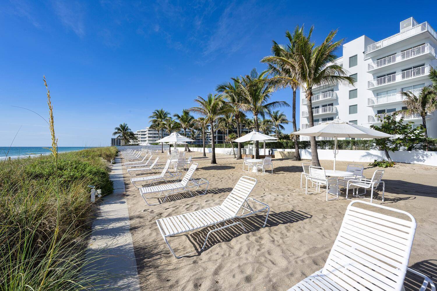 Palm Beach, FL 33480,170 N Ocean BLVD 307