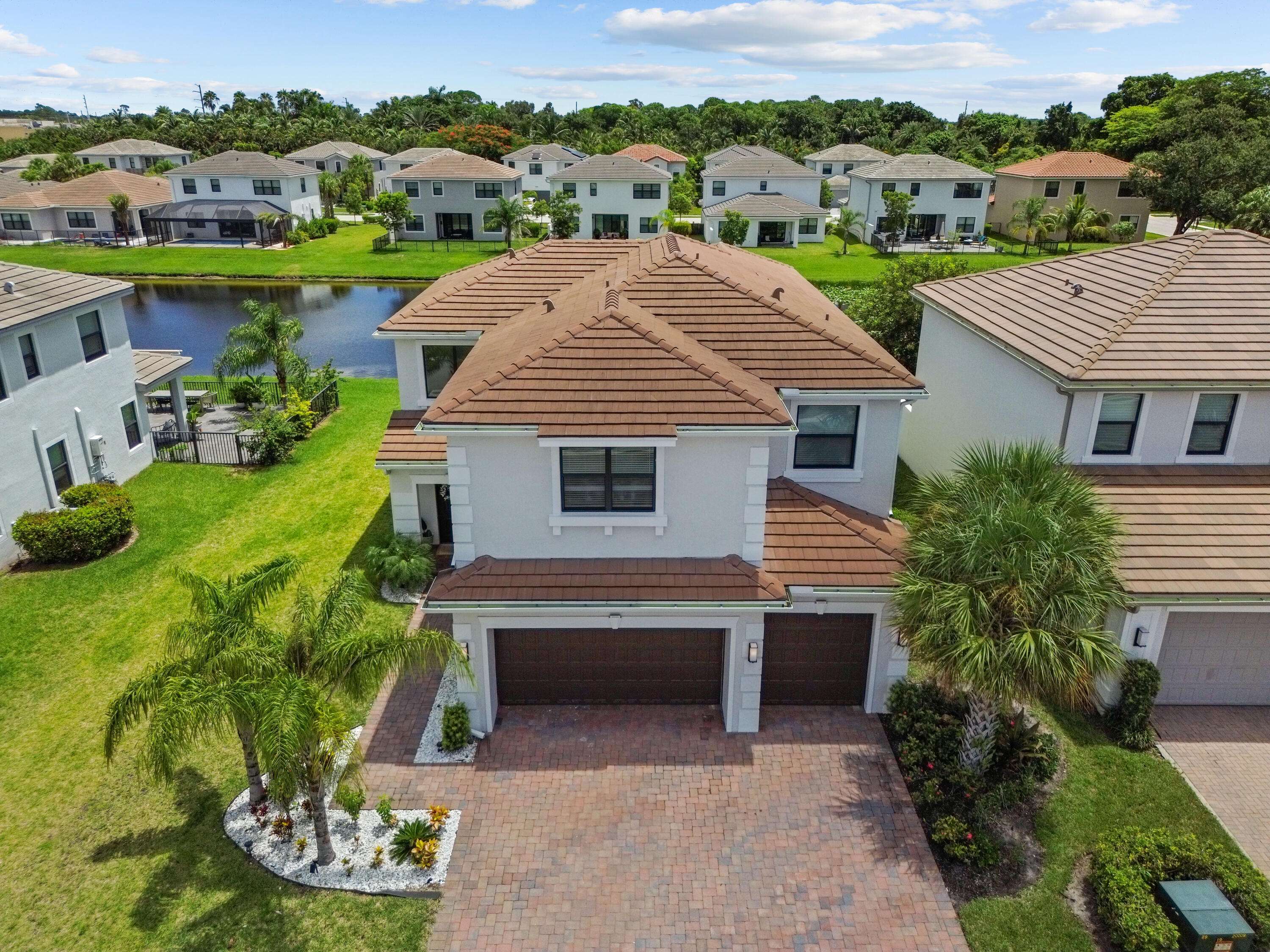 Lake Worth, FL 33463,7182 Estero DR