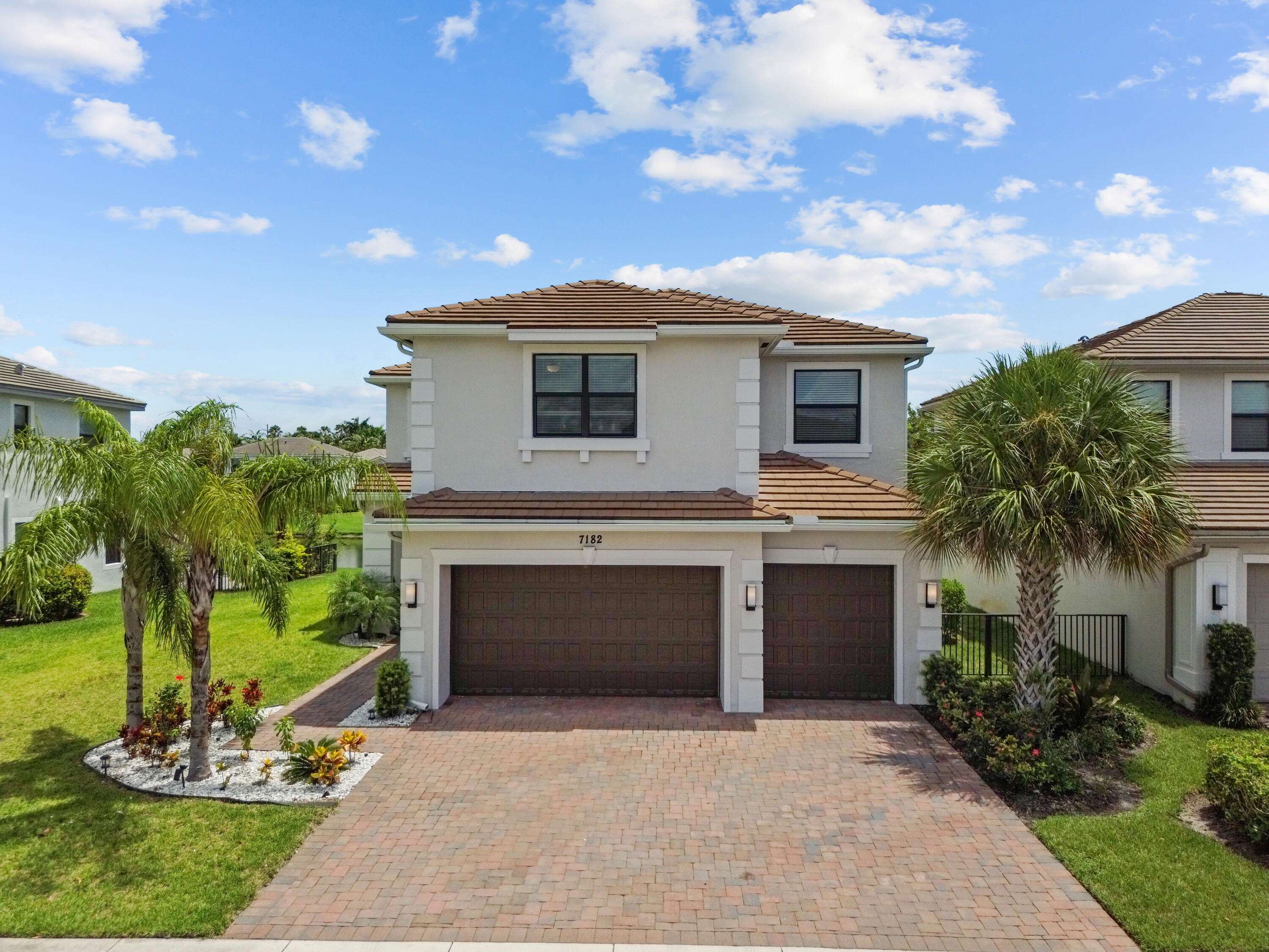 Lake Worth, FL 33463,7182 Estero DR