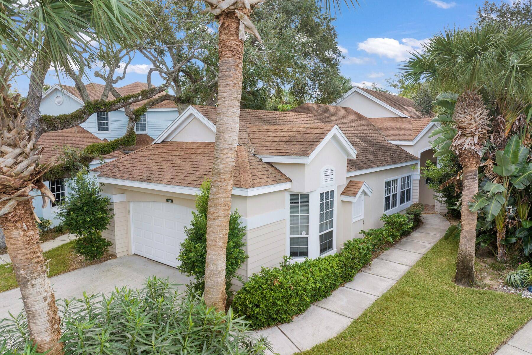 Vero Beach, FL 32963,8813 Lakeside CIR