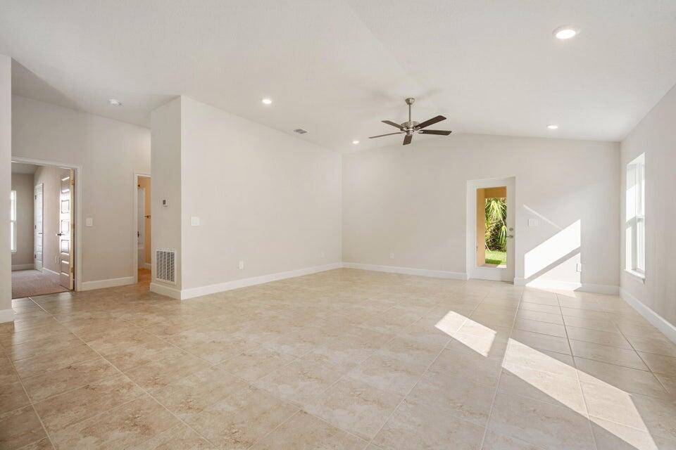 Fort Pierce, FL 34951,5483 Lugo ST