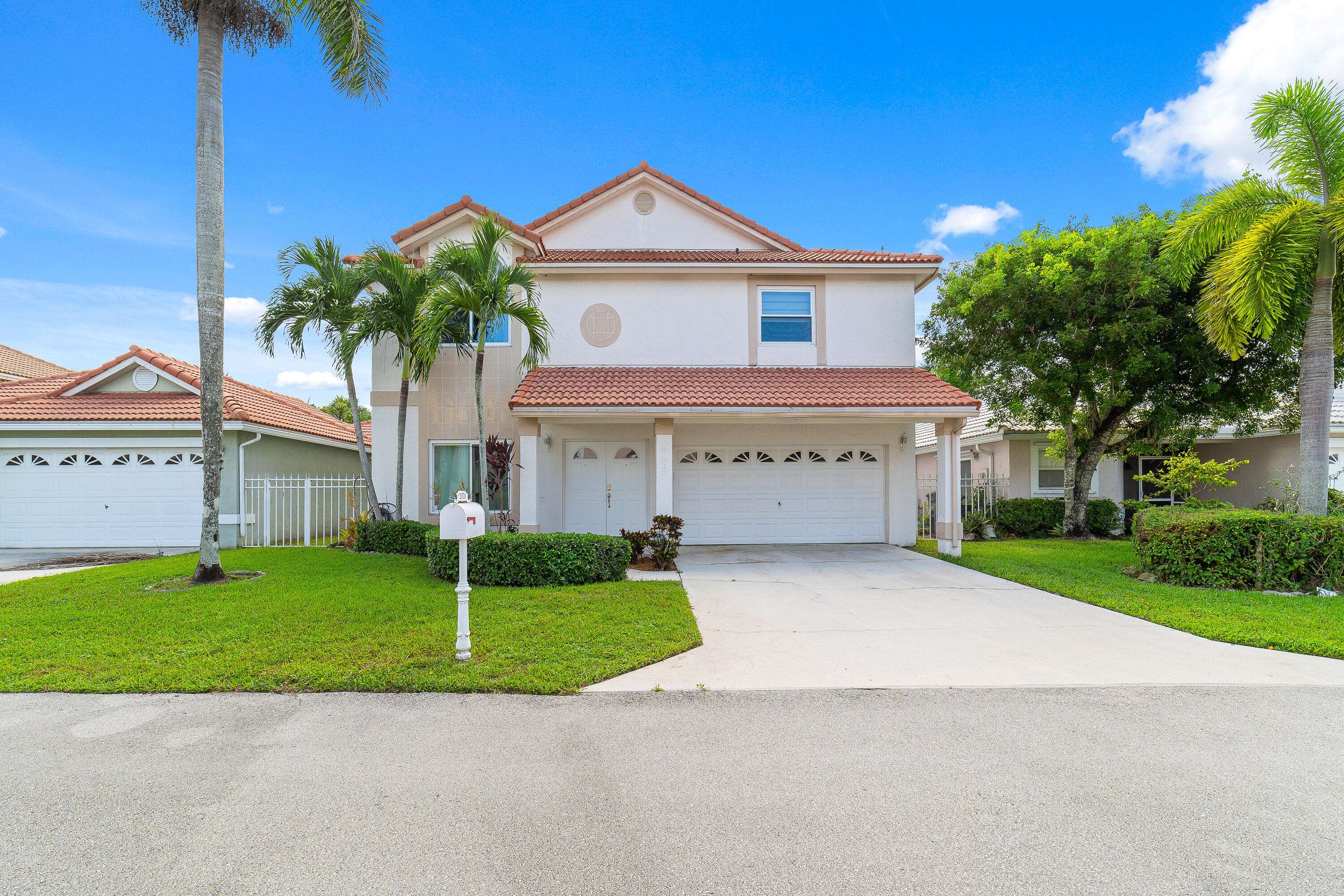 Boca Raton, FL 33498,21320 Sawmill CT