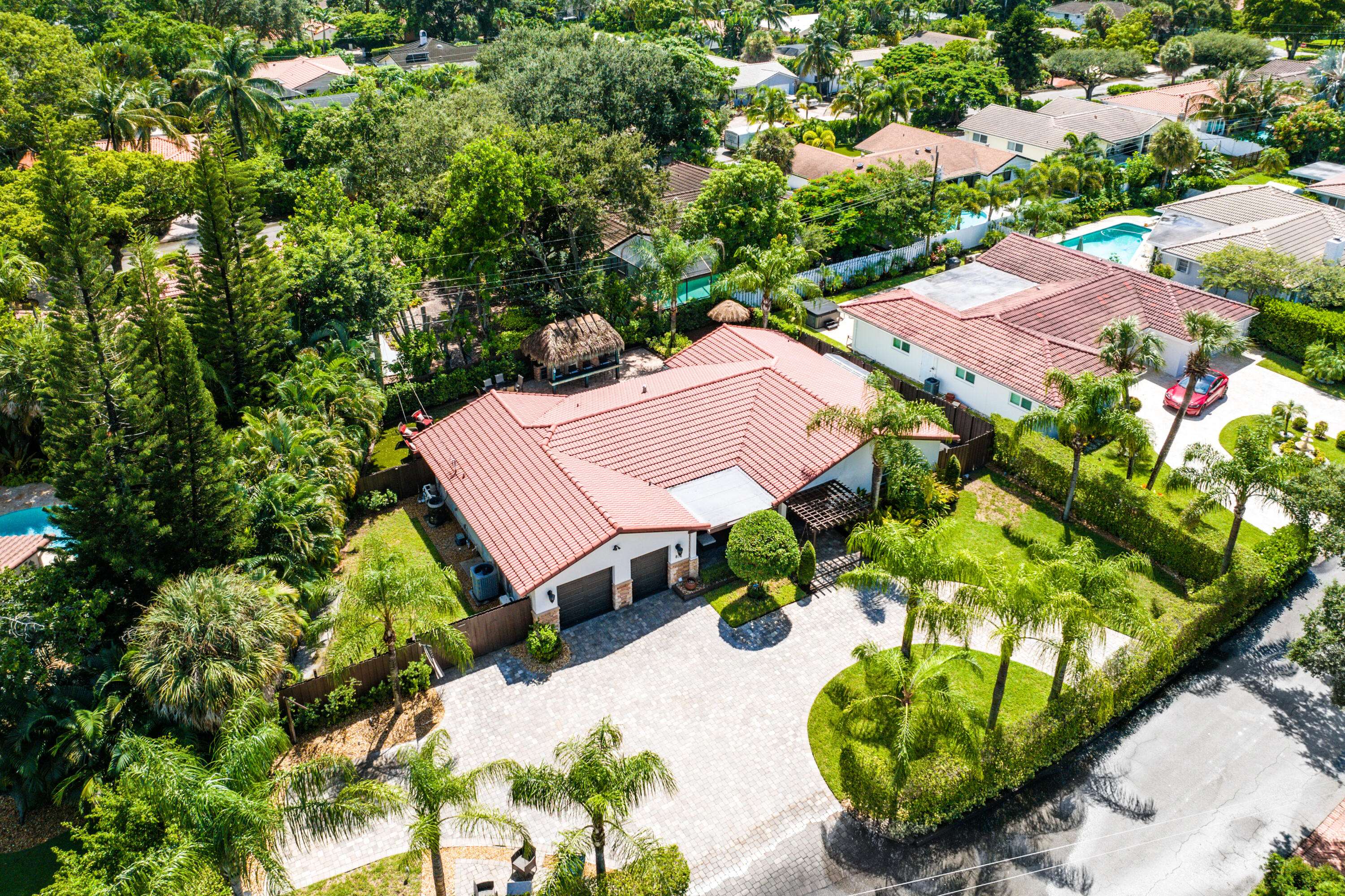 Boca Raton, FL 33486,814 NW 6th DR