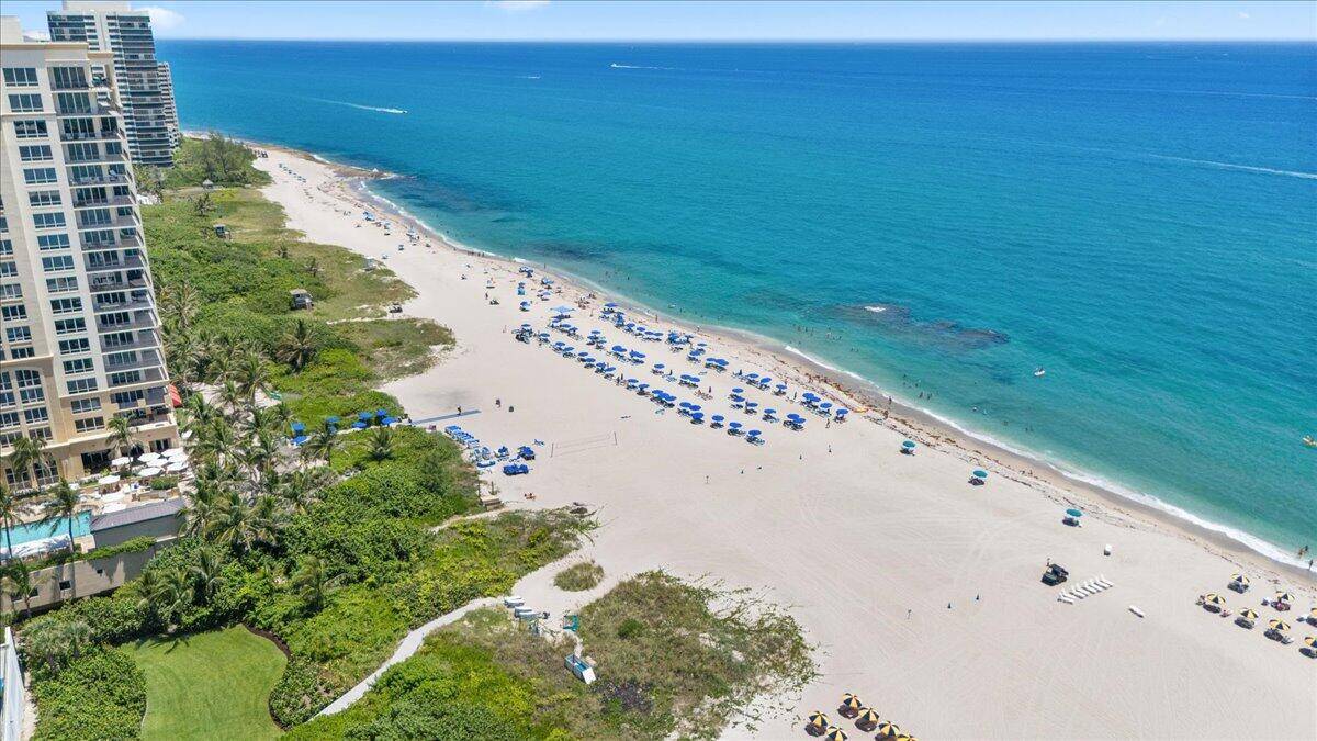 Singer Island, FL 33404,3800 N Ocean DR 710