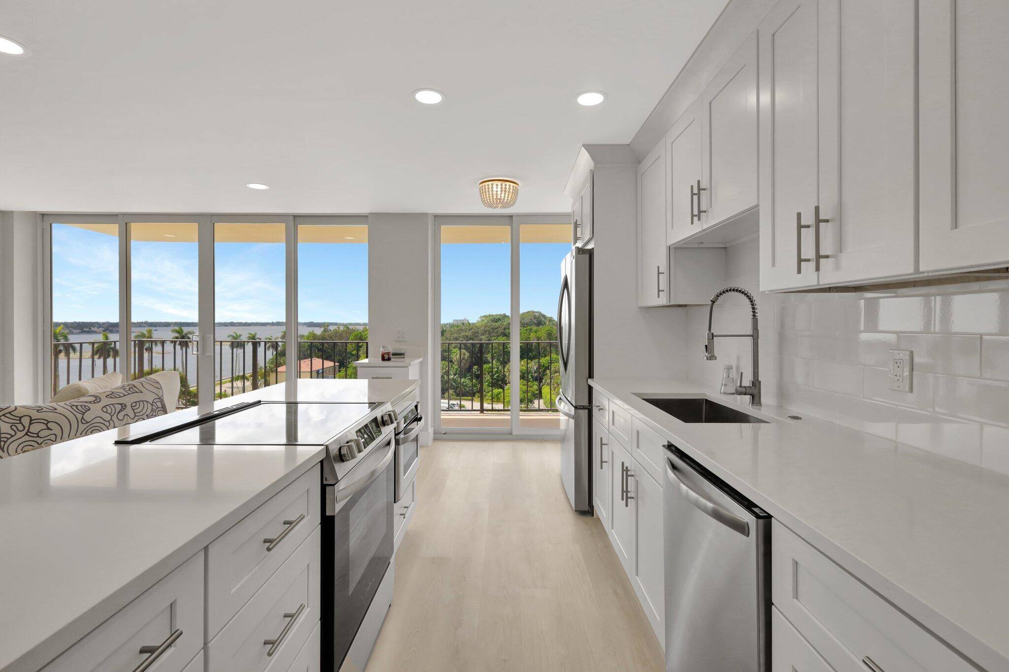 West Palm Beach, FL 33401,1801 S Flagler DR 701