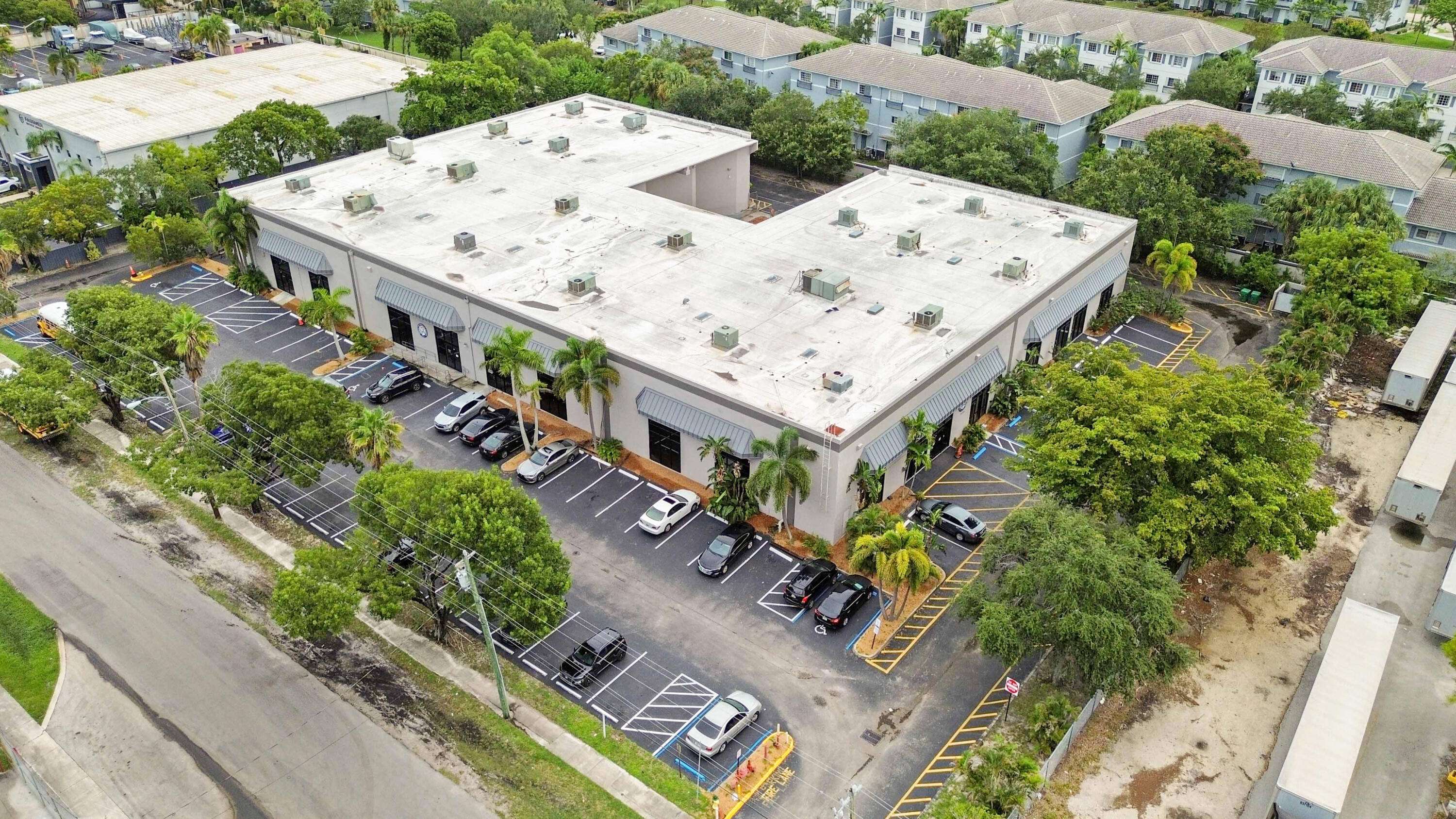 Lauderhill, FL 33311,3698 NW 15th ST