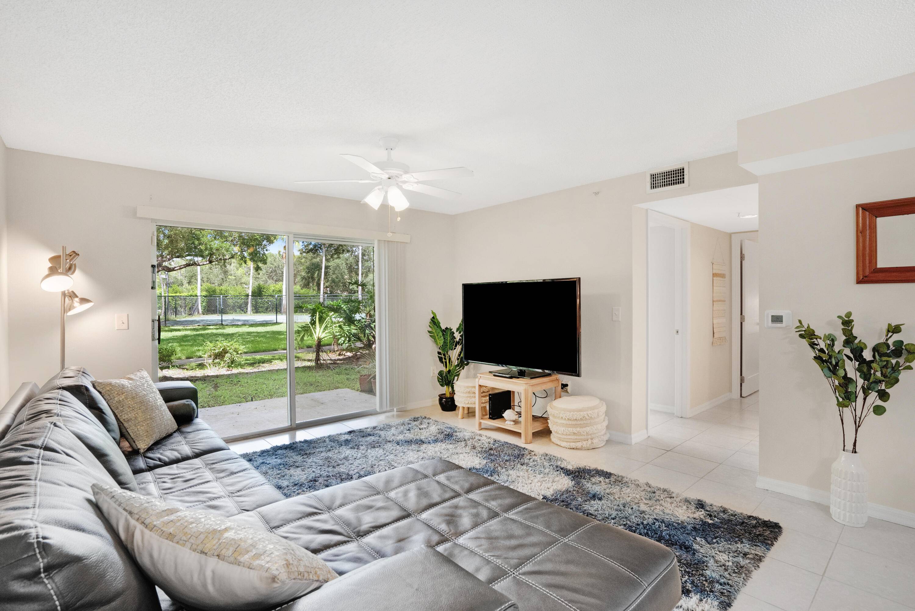 Royal Palm Beach, FL 33411,400 N Crestwood CT 402