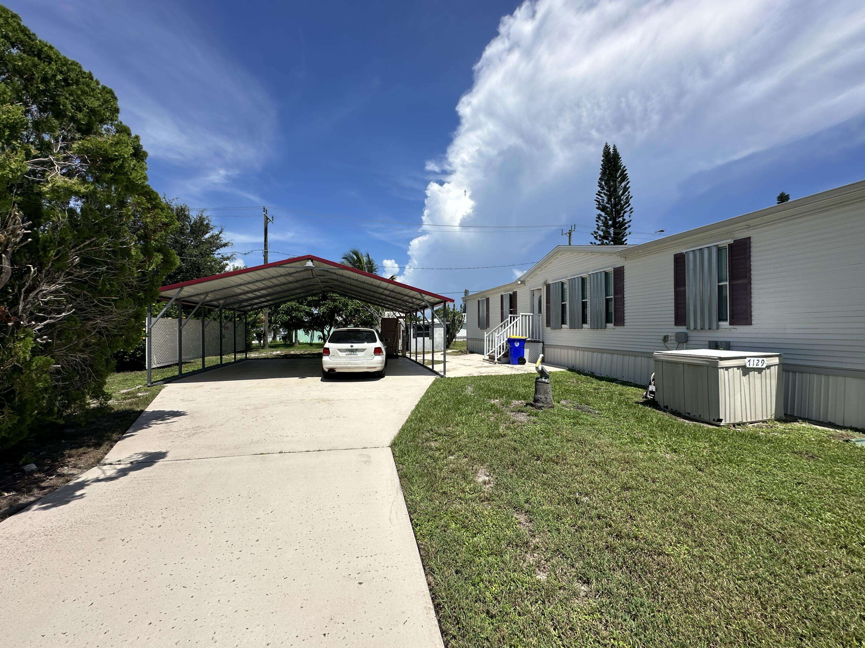 Hobe Sound, FL 33455,7129 SE Ridgeway TER