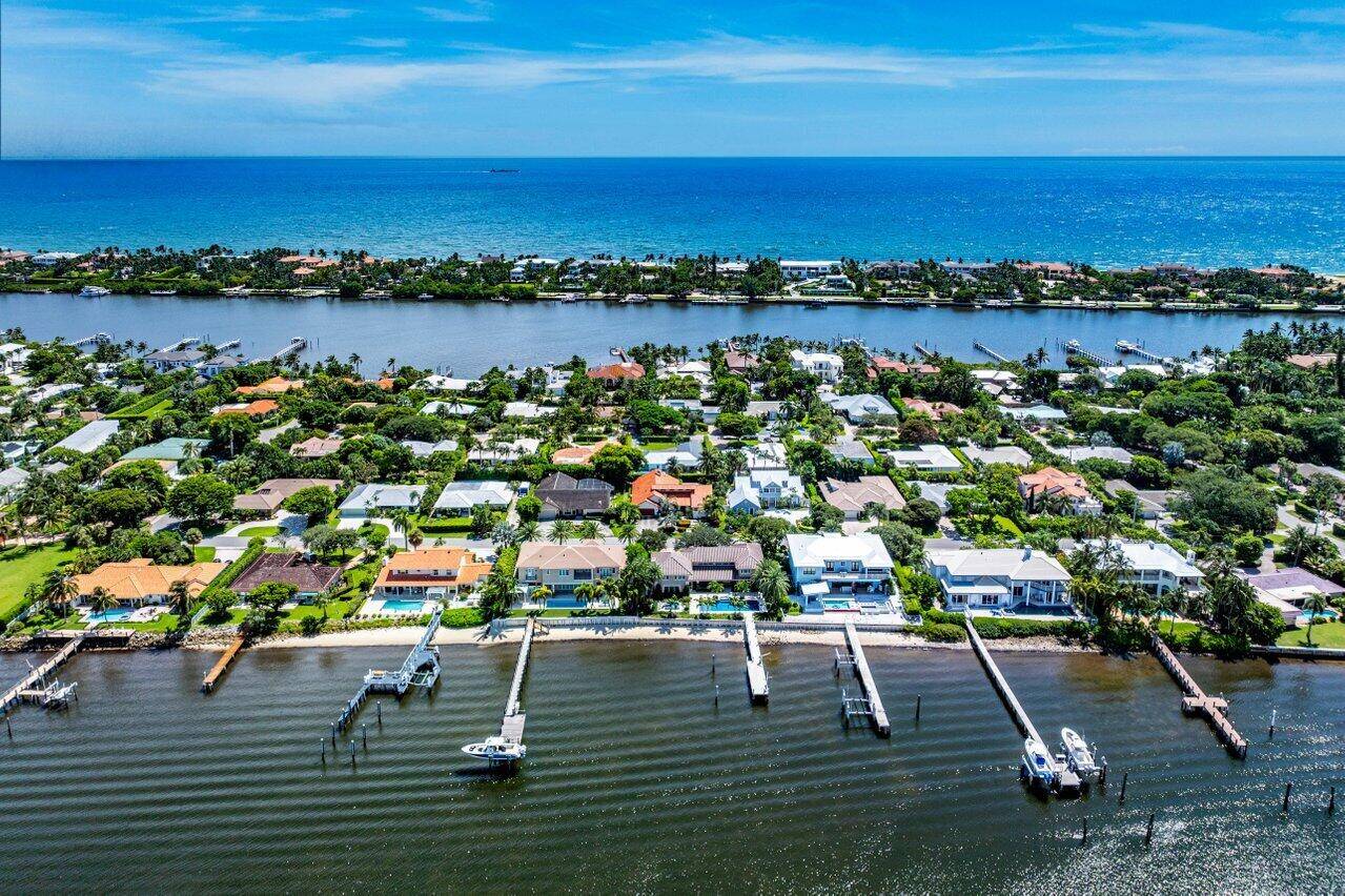 Lantana, FL 33462,942 S Atlantic DR