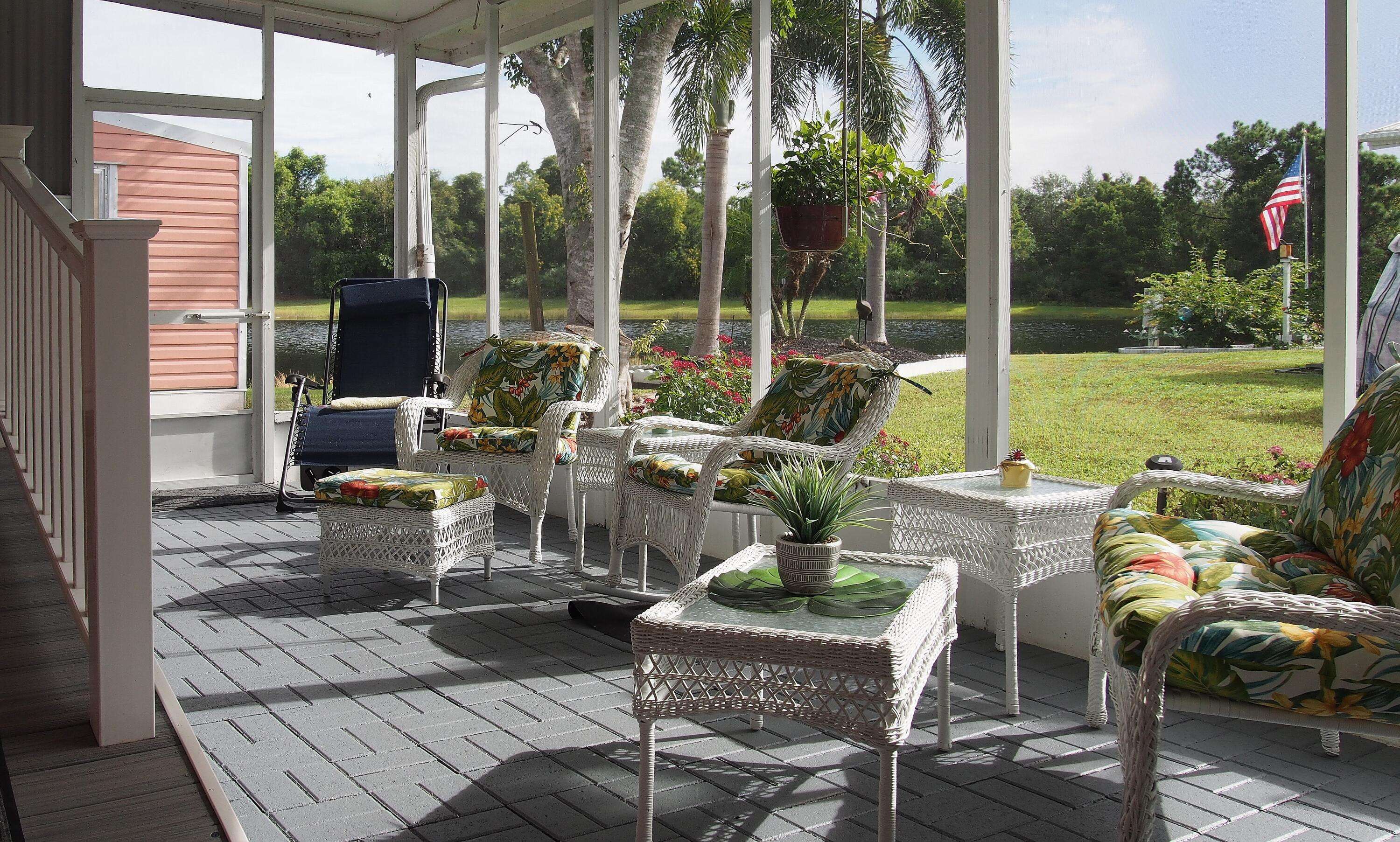 Port Saint Lucie, FL 34952,8610 Mary Ann LN