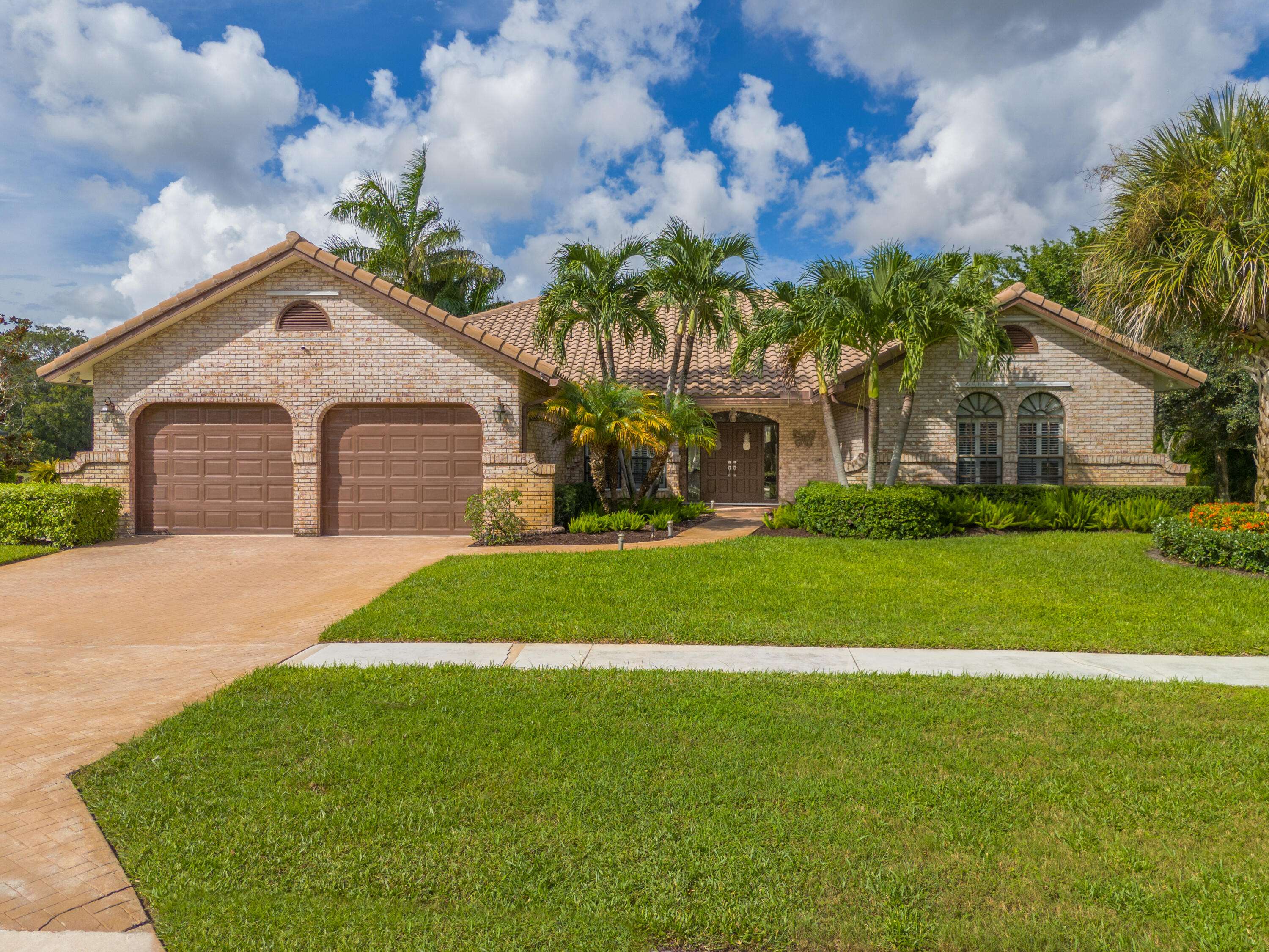 Boca Raton, FL 33498,10280 Camelback LN