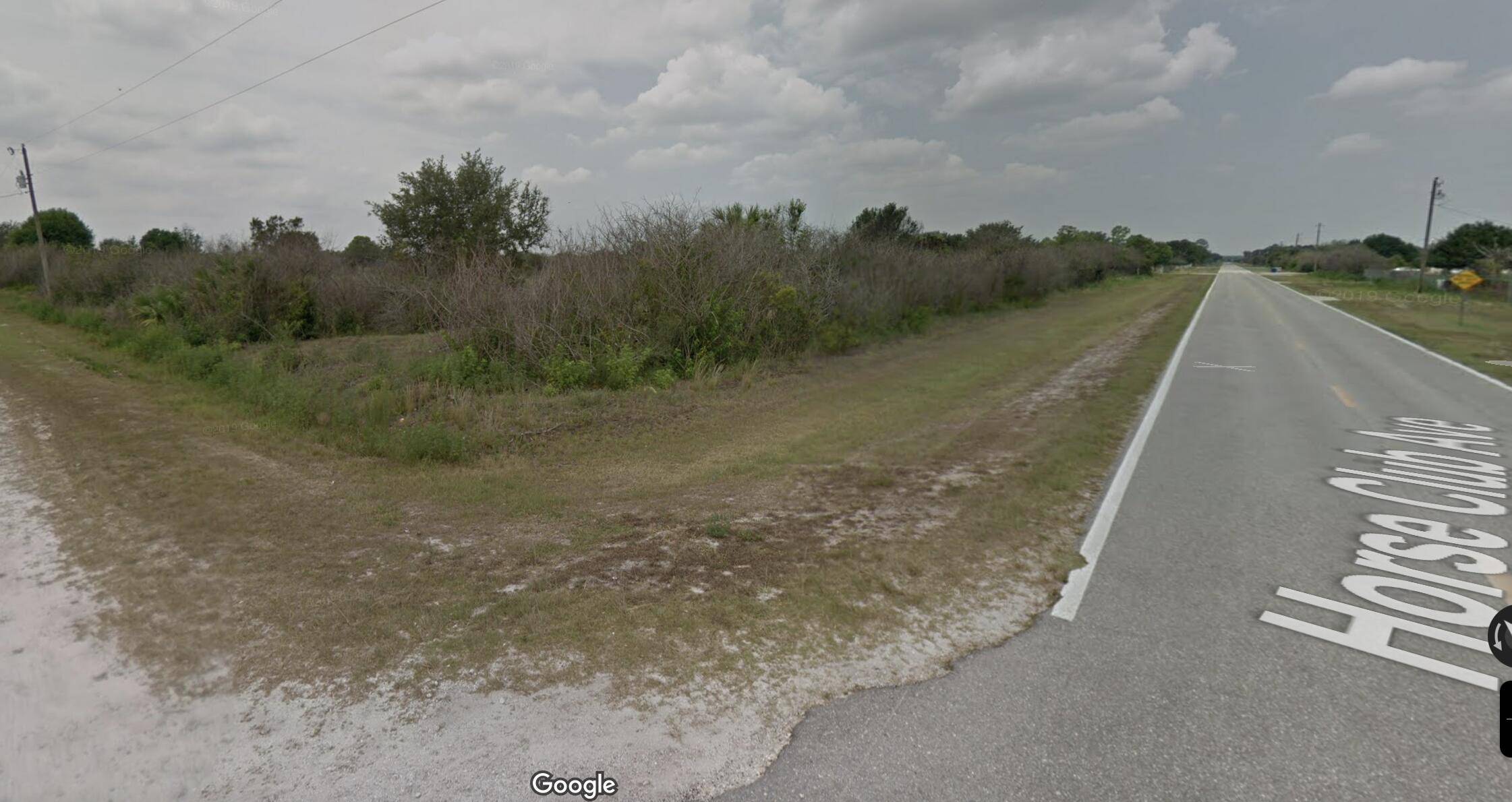 Clewiston, FL 33440,242 Horse Club AVE