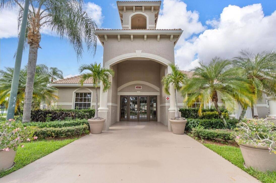 Coconut Creek, FL 33073,5025 Wiles RD 308