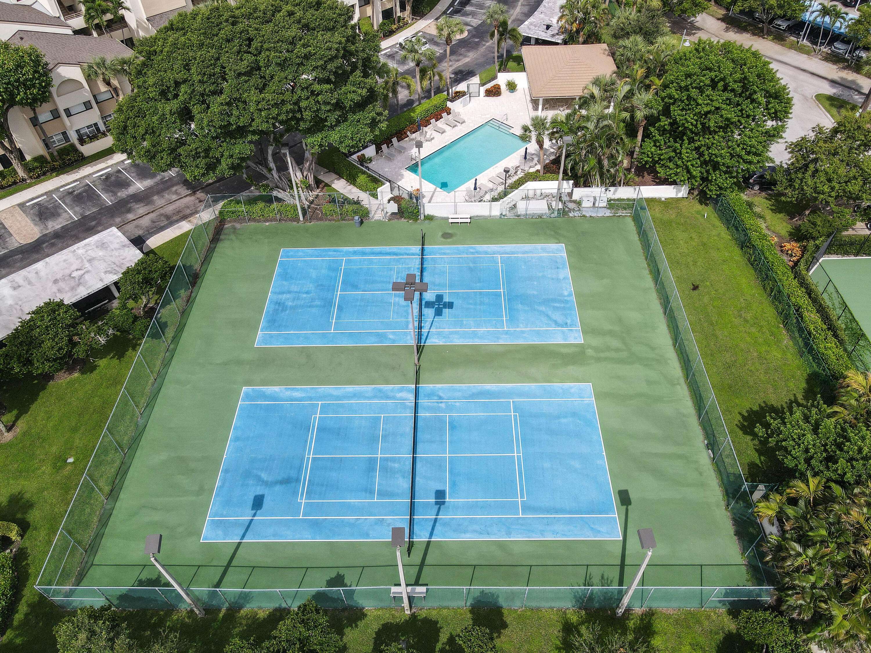 Juno Beach, FL 33408,311 Oak Harbour DR 311