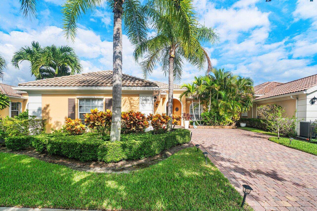 Palm Beach Gardens, FL 33418,4905 Grassleaf Drive