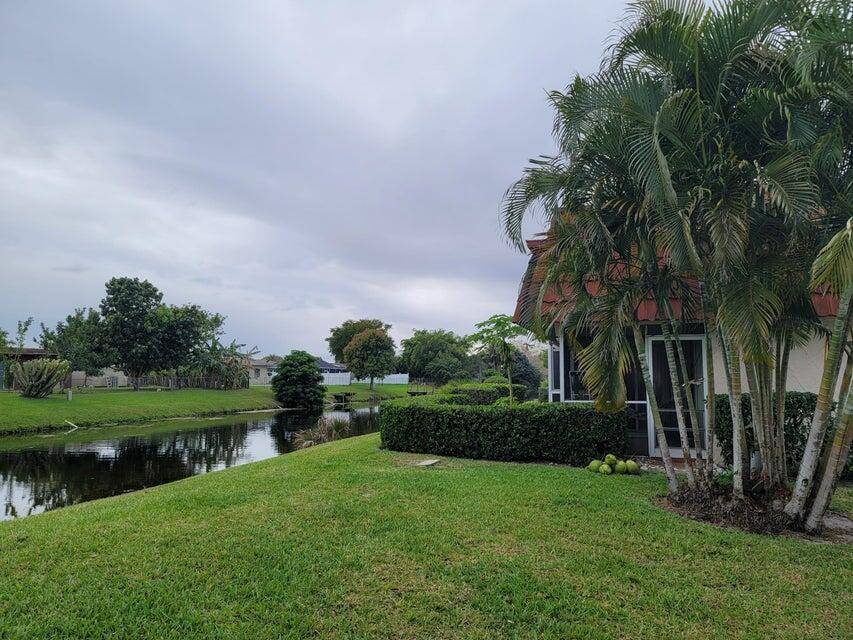 Royal Palm Beach, FL 33411,12015 S Greenway 101 CIR 101