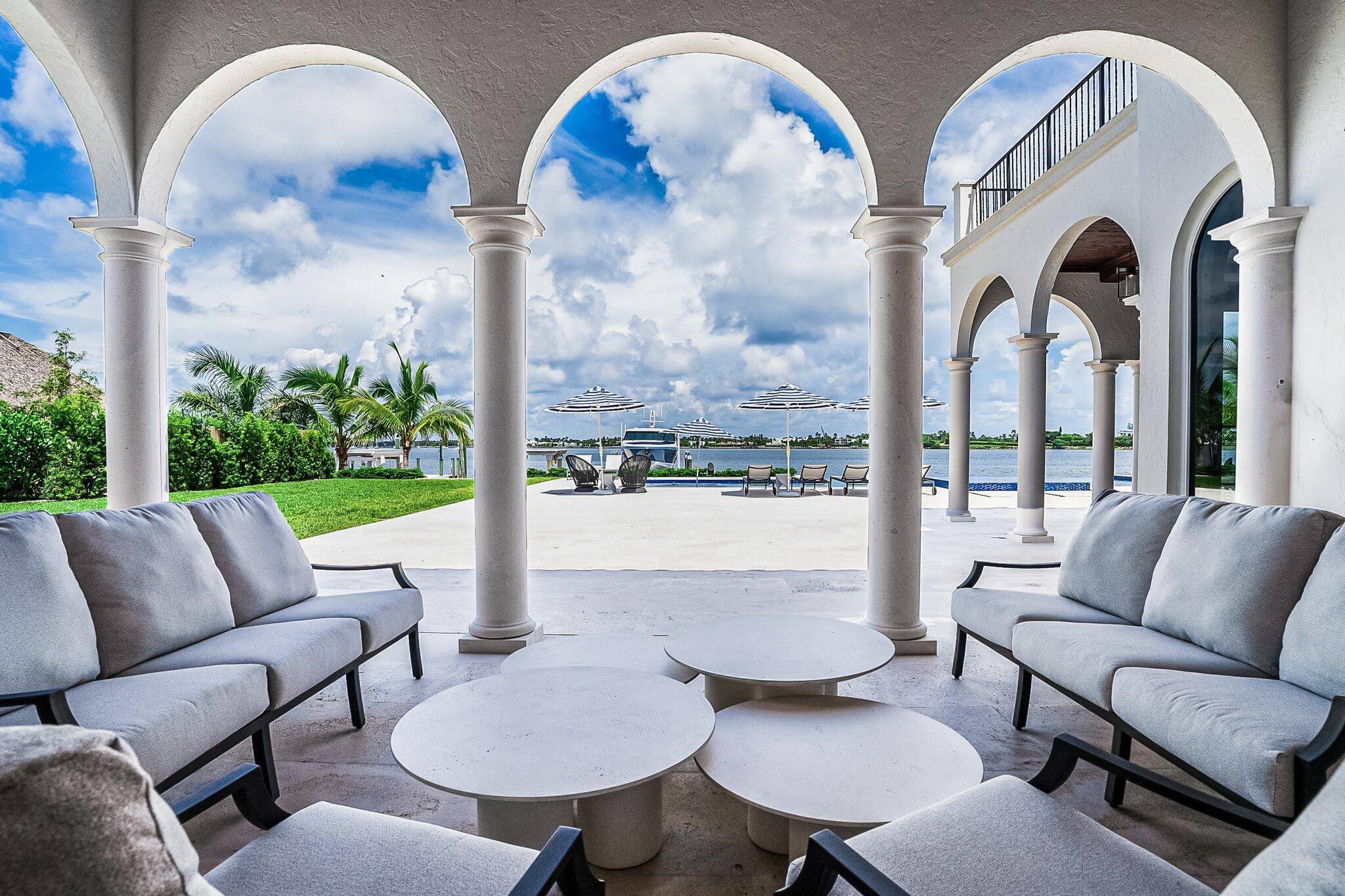 West Palm Beach, FL 33407,3400 N Flagler DR