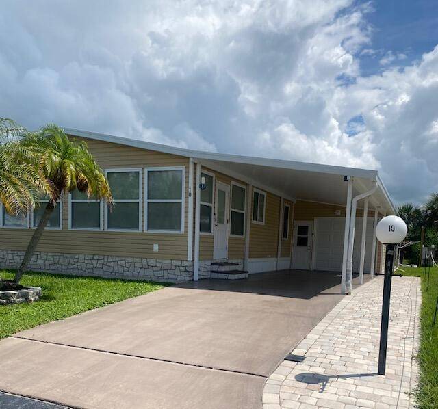Okeechobee, FL 34974,1601 SE SE Us Highway 441 HWY 10