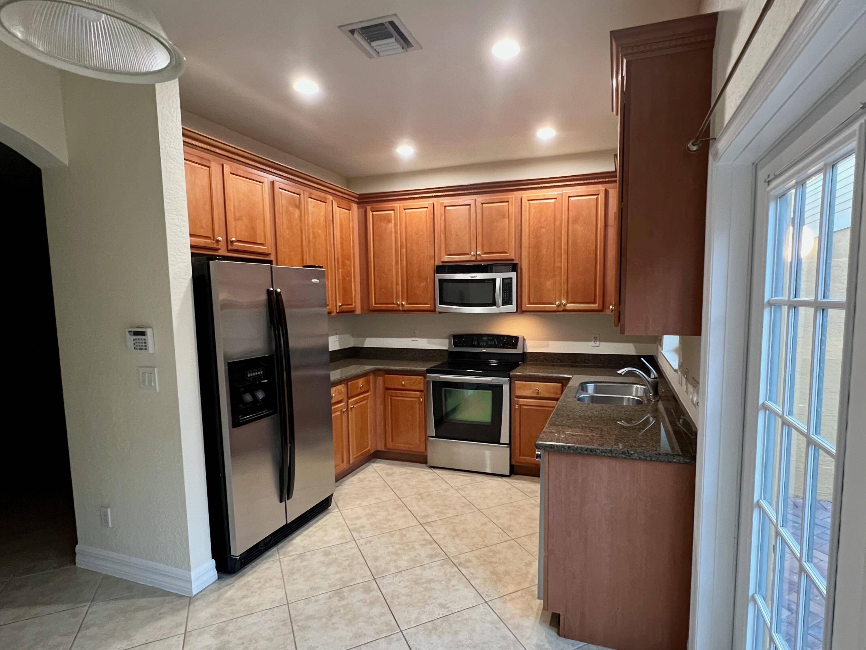 Jupiter, FL 33458,211 E Bay Cedar CIR