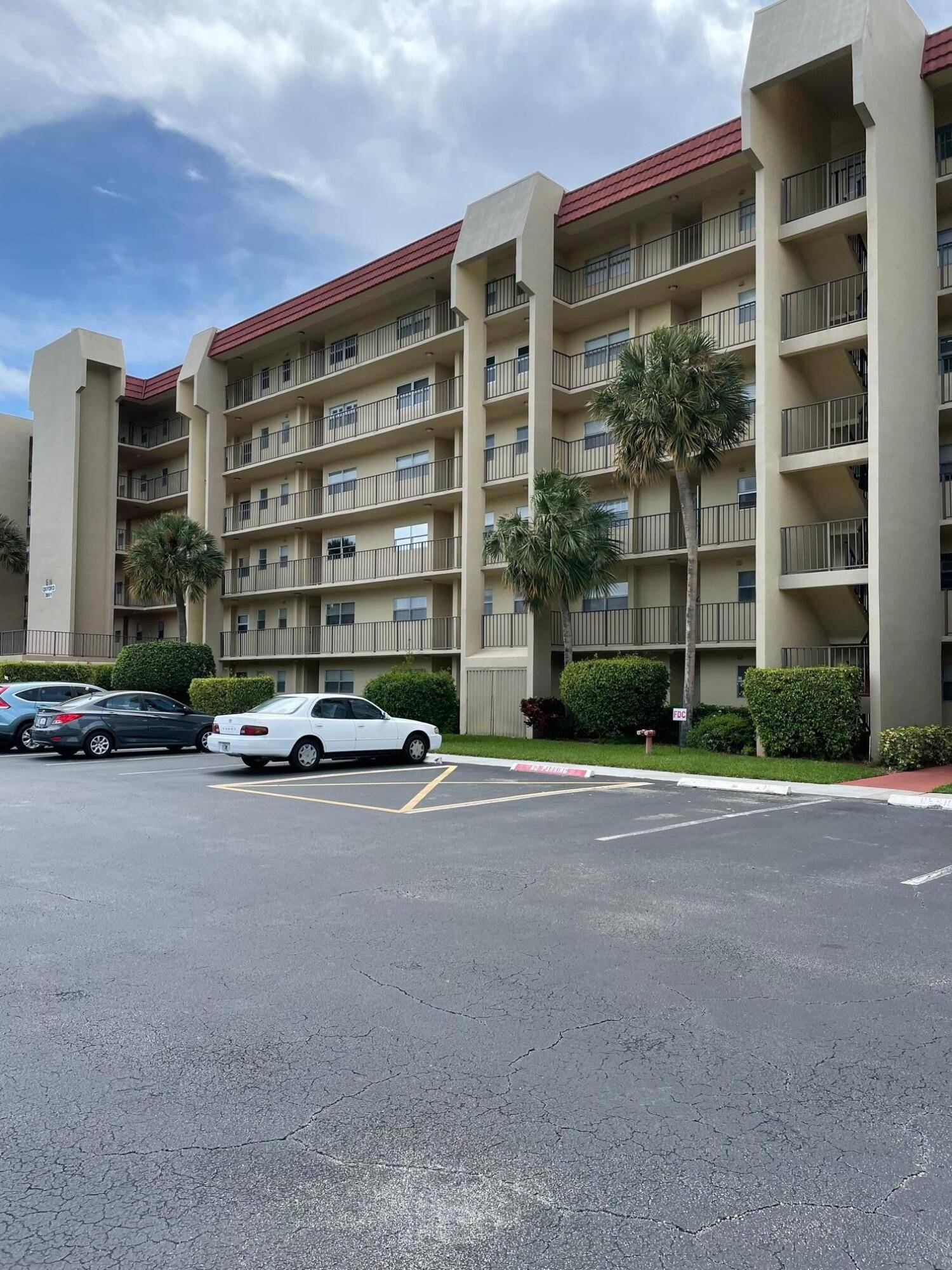 Lake Worth, FL 33467,3661 Via Poinciana 214 214