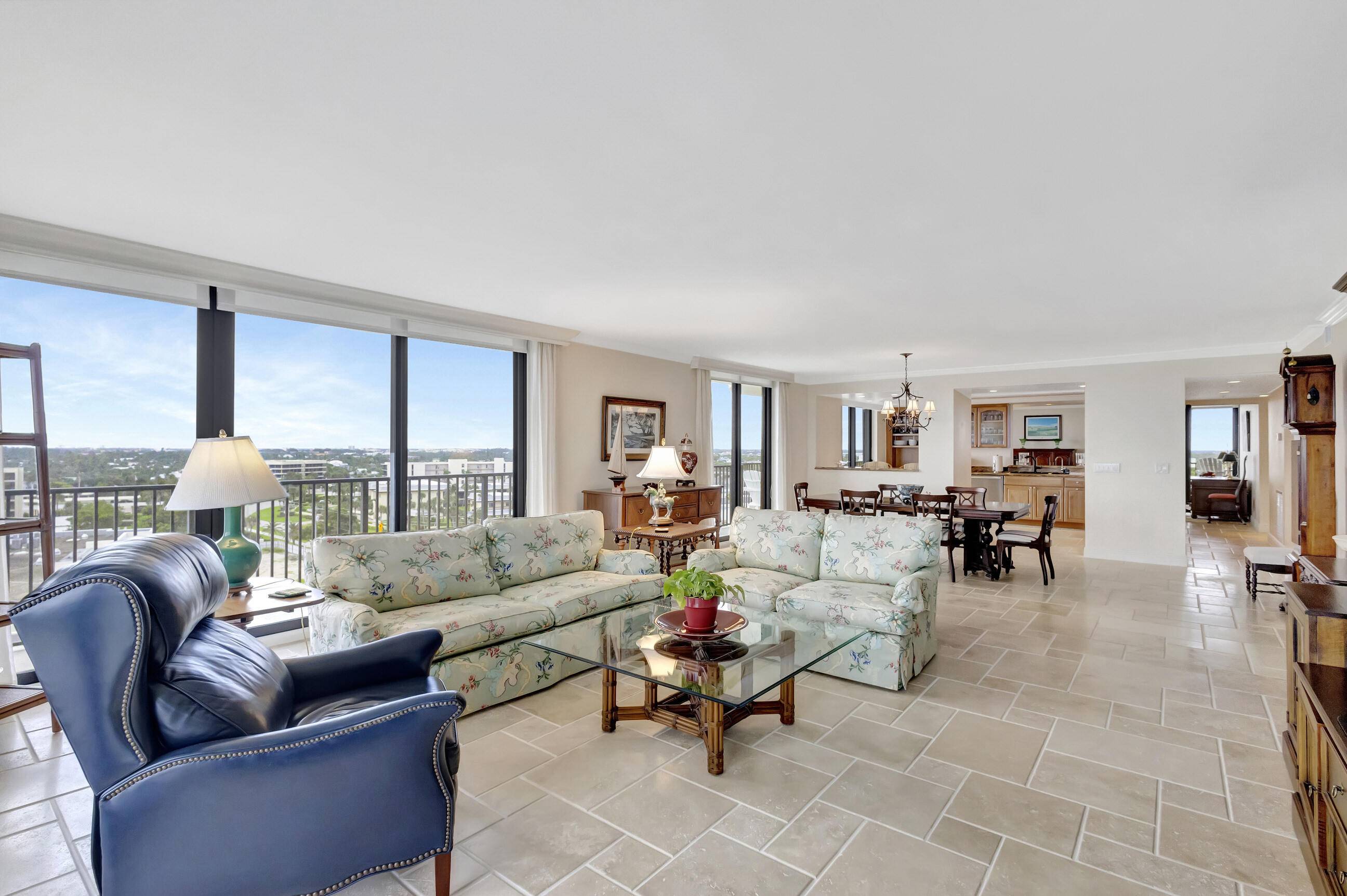 Tequesta, FL 33469,400 Beach RD 804