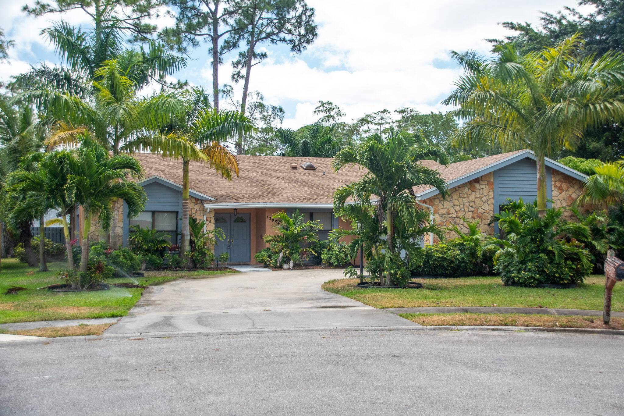 Wellington, FL 33414,13484 Jonquil CT