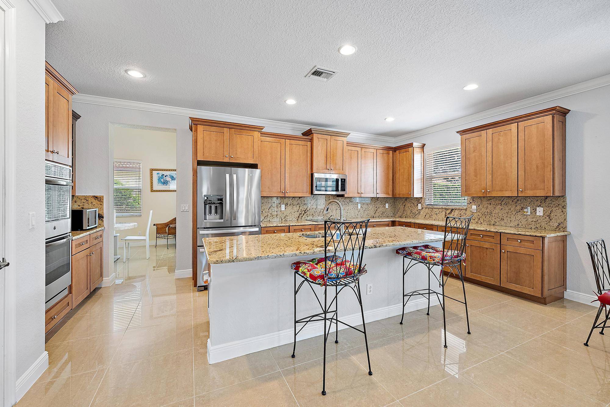 Jupiter, FL 33458,168 Manor CIR