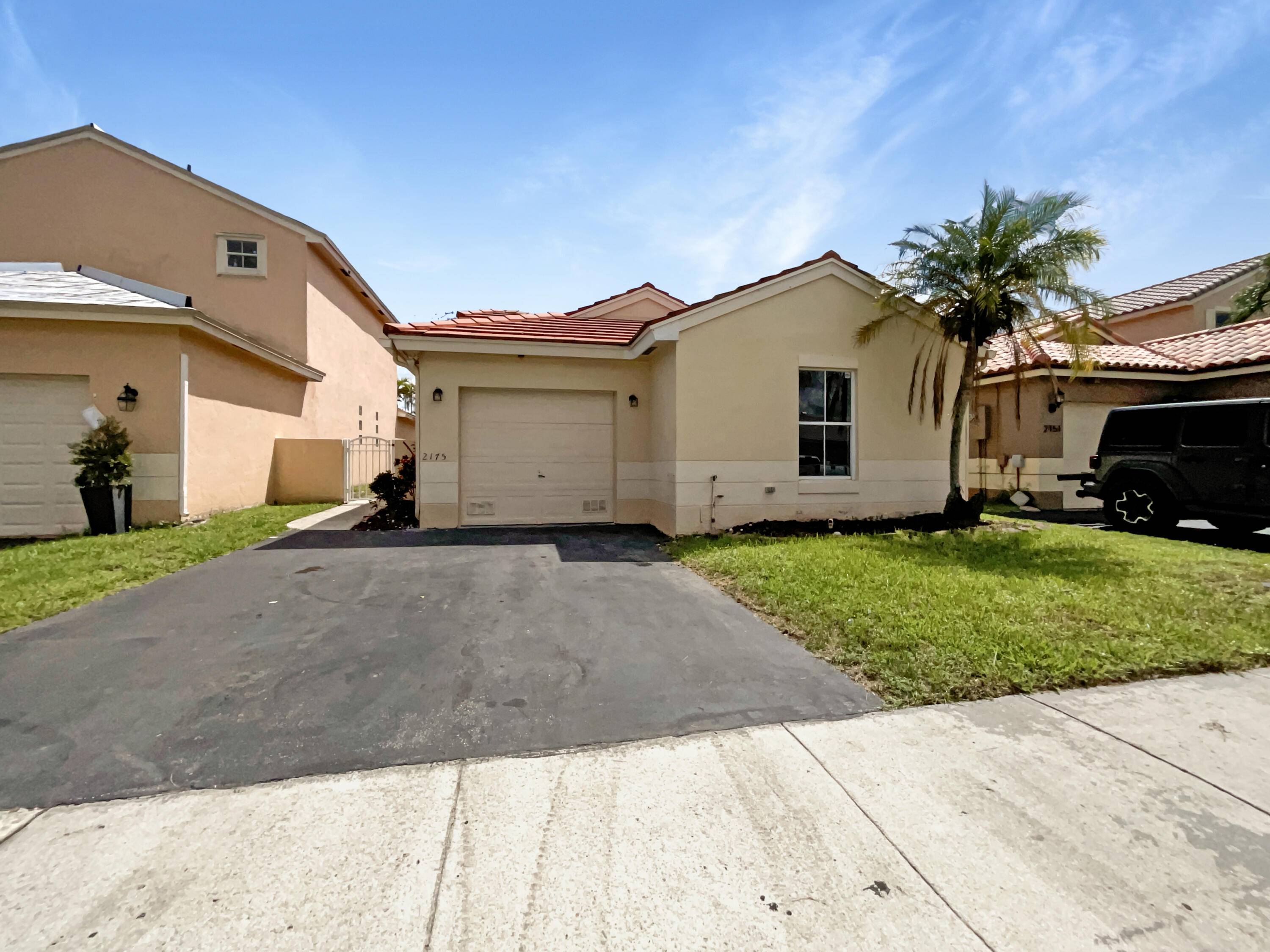 Pembroke Pines, FL 33029,2175 NW 184th TER