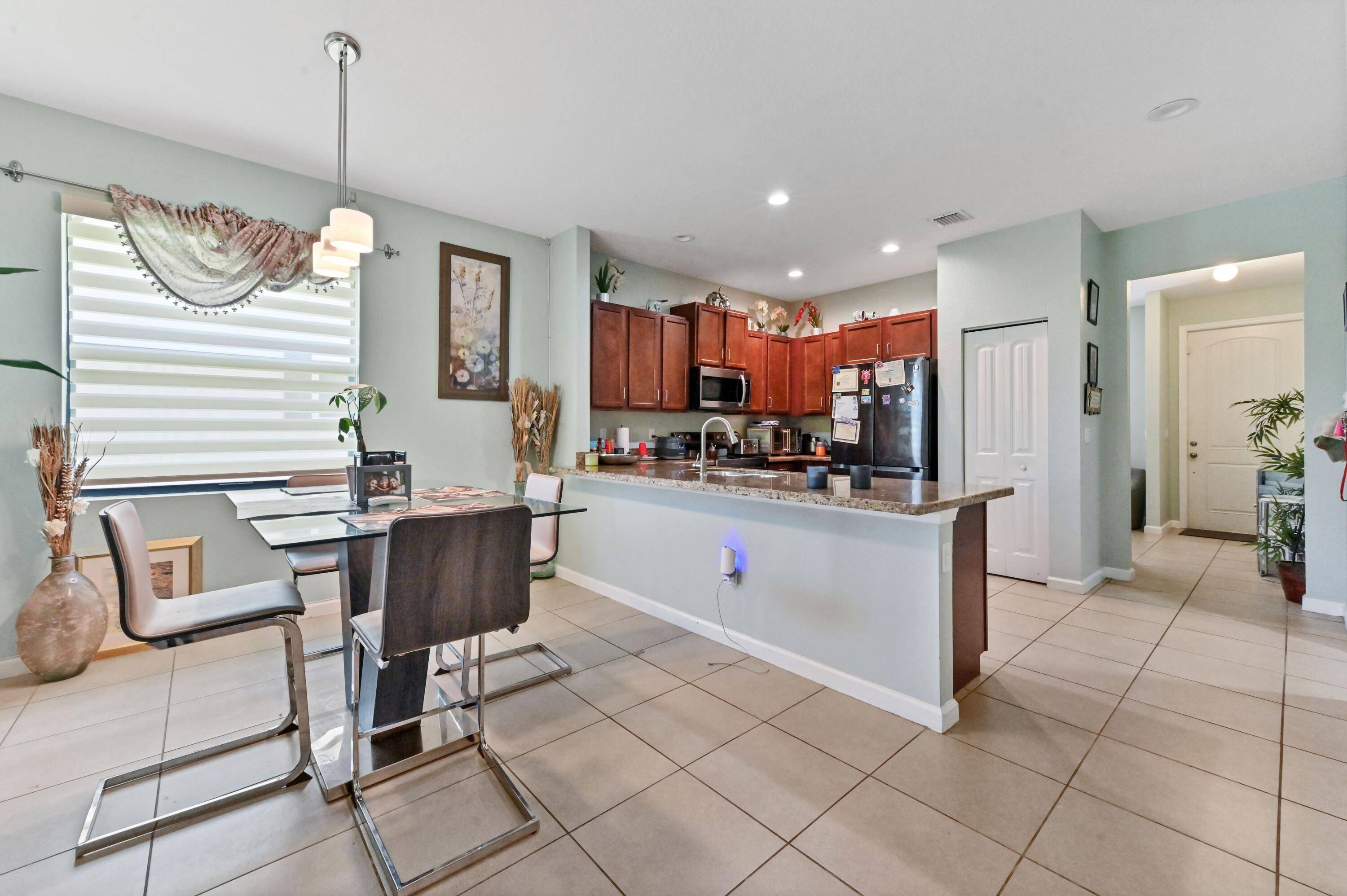 Greenacres, FL 33463,4848 Pond Pine WAY