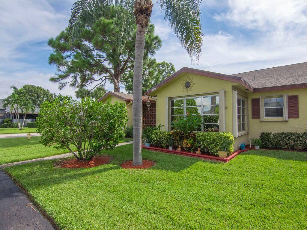 Fort Pierce, FL 34950,1694 W Royal Tern LN B