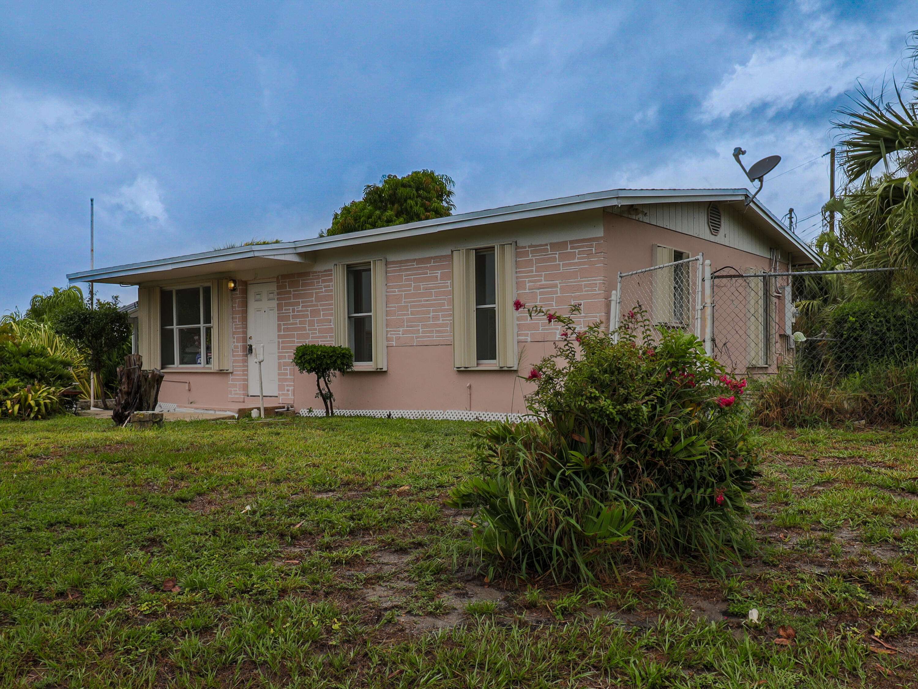 West Palm Beach, FL 33401,1315 7th ST