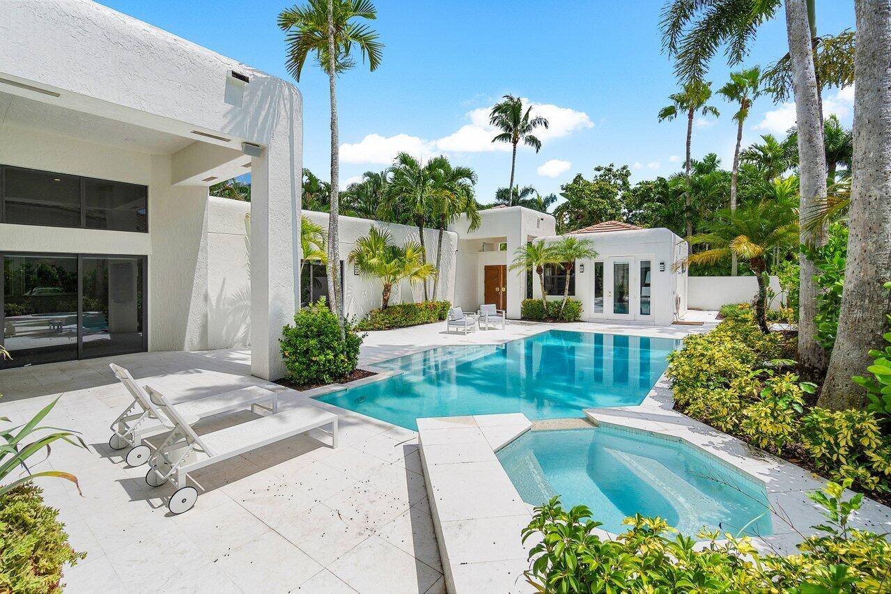 Boca Raton, FL 33496,17211 Coral Cove WAY