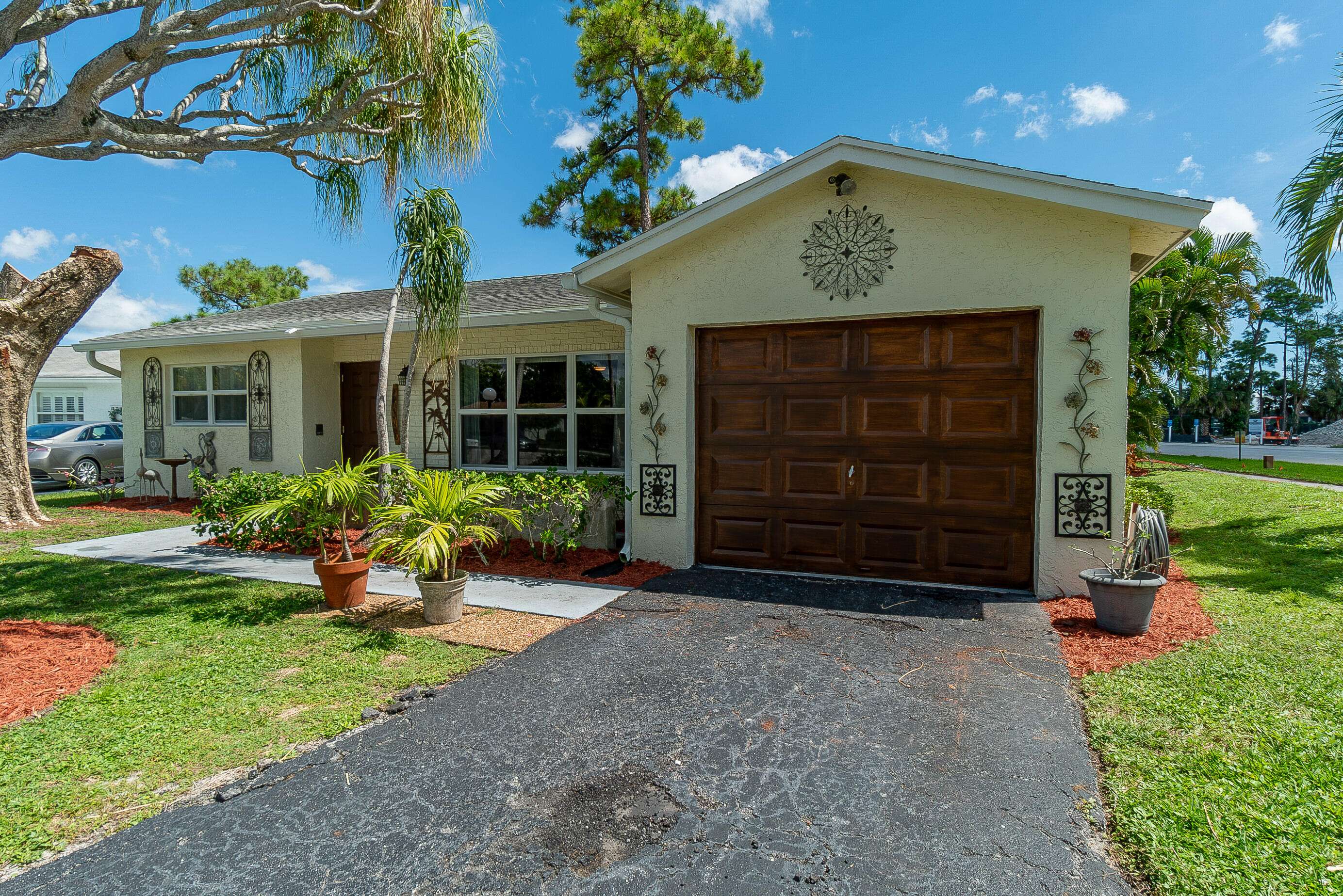 Lake Worth, FL 33467,4524 W Pine Park DR