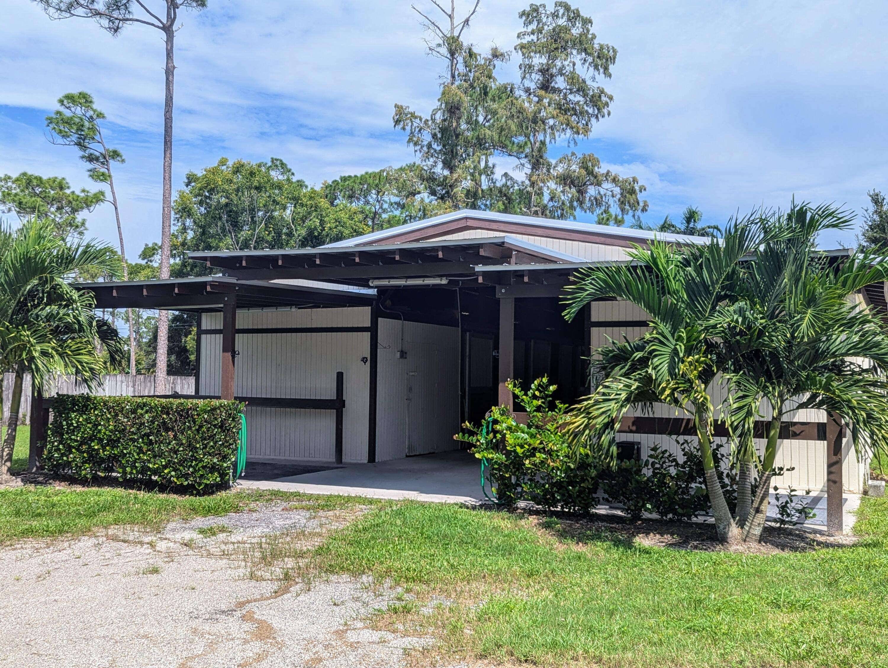 Loxahatchee Groves, FL 33470,13161 Casey RD (Seasonal Barn Rental)