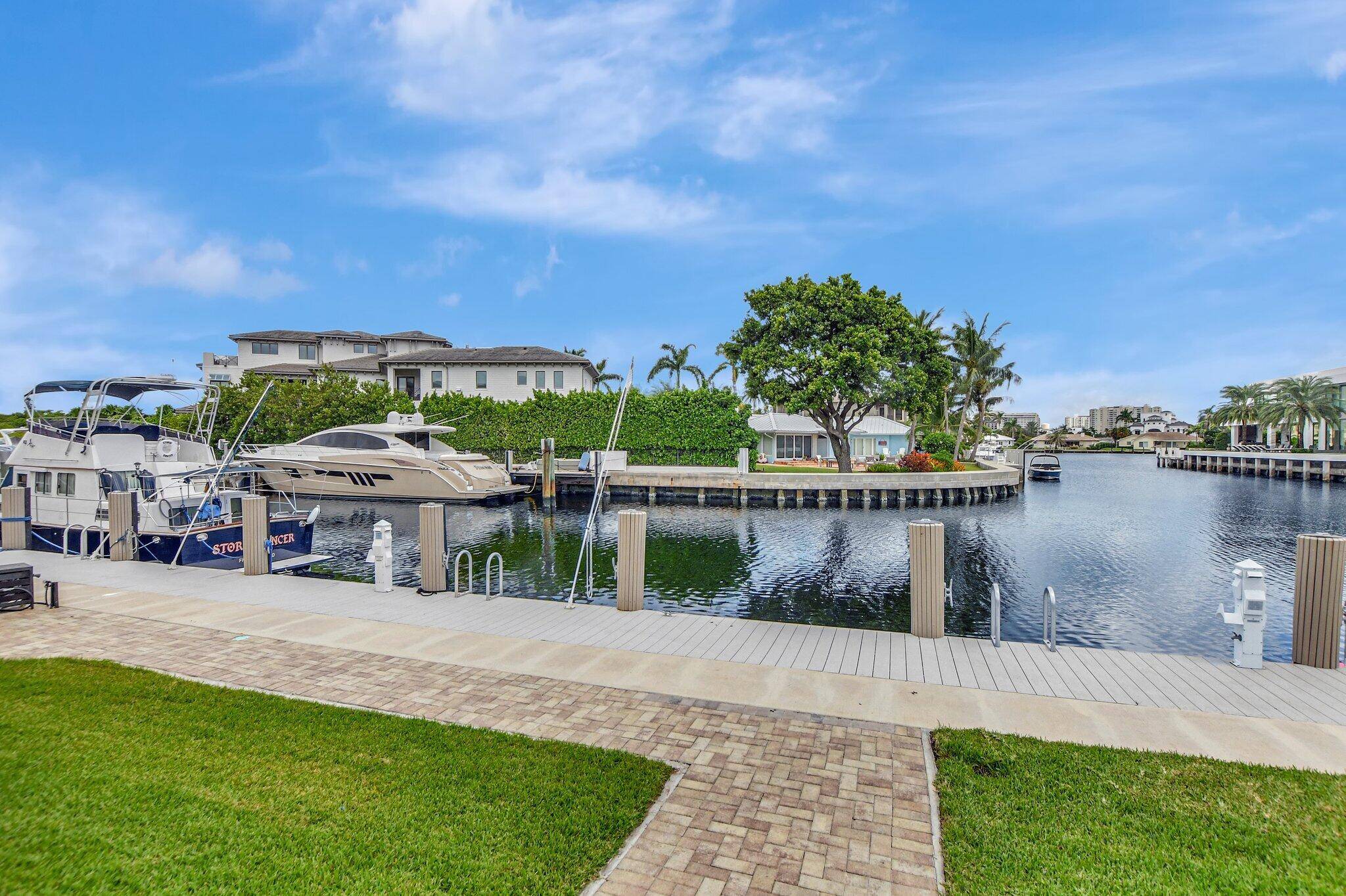 Highland Beach, FL 33487,1015 Bel Air DR 2