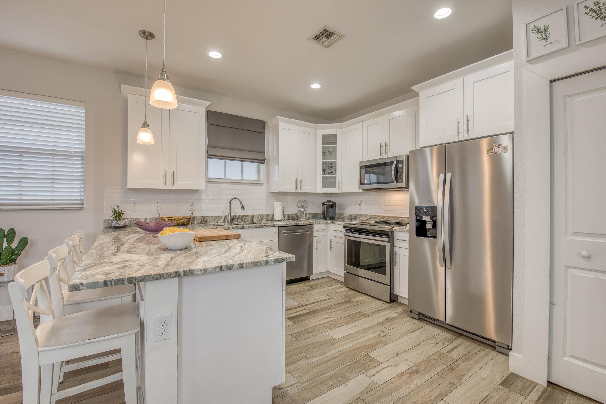 Lake Worth Beach, FL 33460,405 S M ST