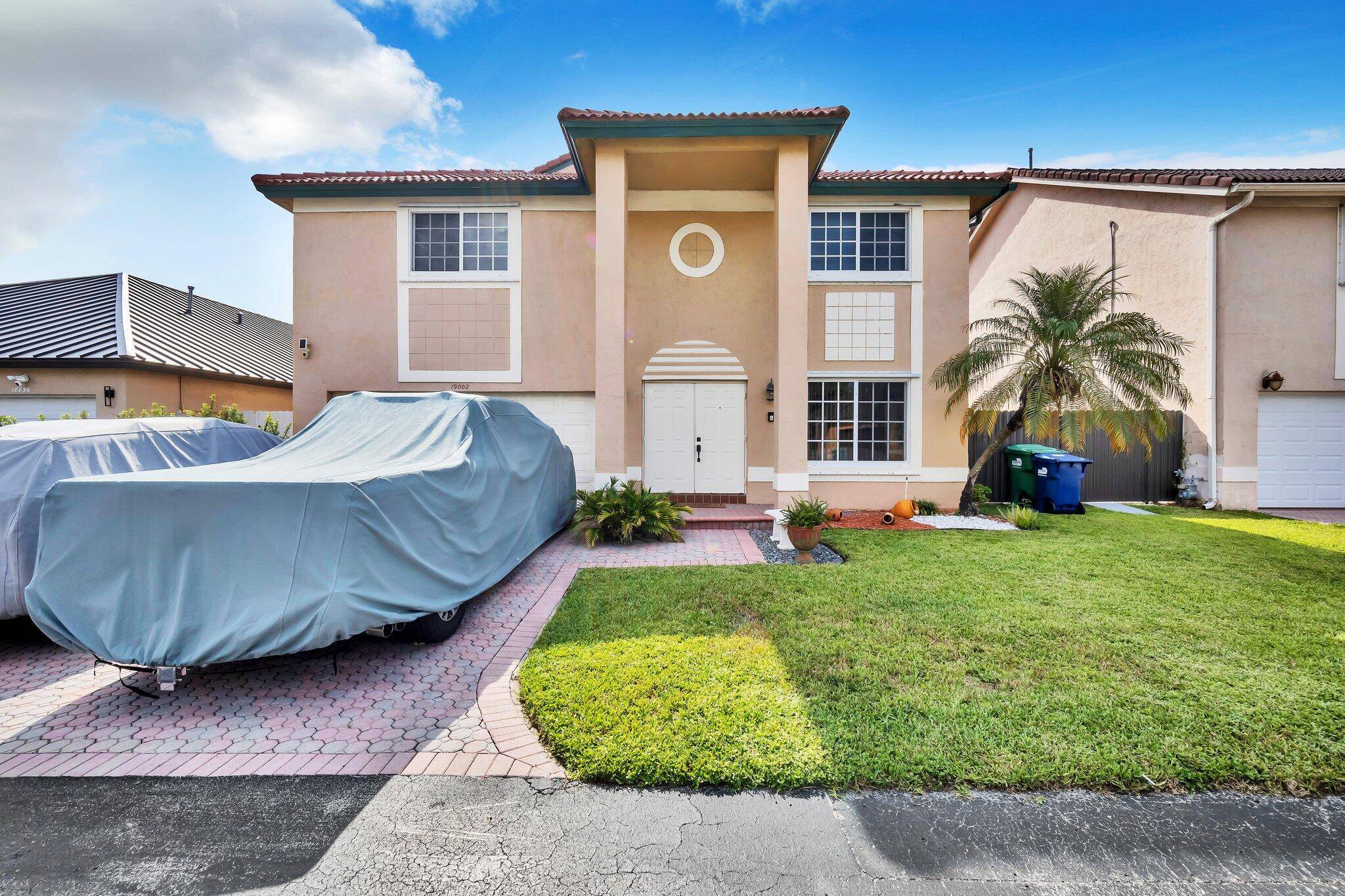 Hialeah, FL 33015,19002 NW 79th CT