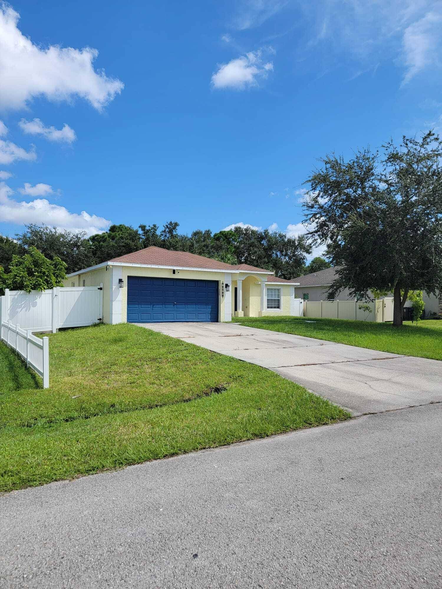 Port Saint Lucie, FL 34953,1373 SW Prairie CIR