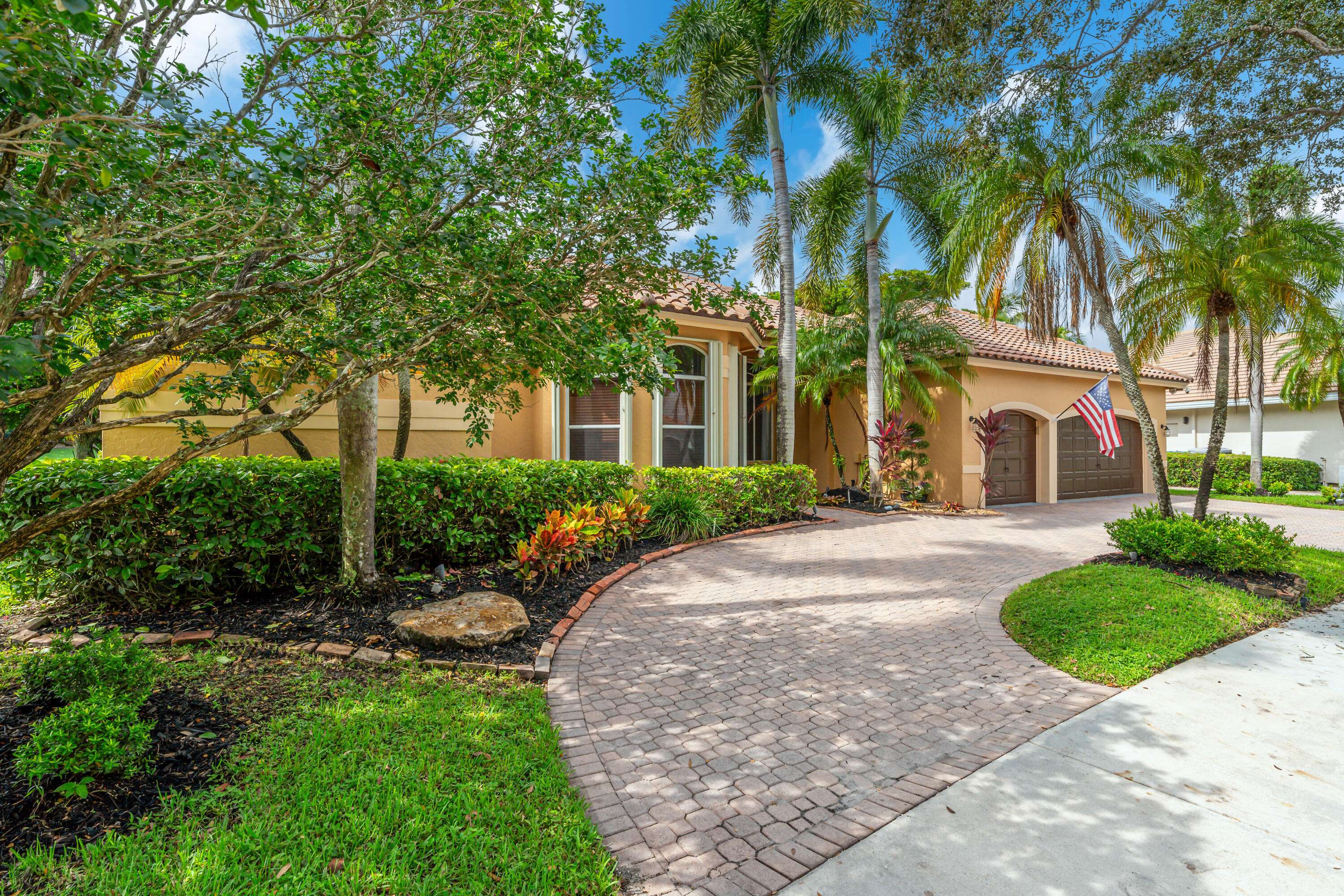 Weston, FL 33326,1599 Island WAY