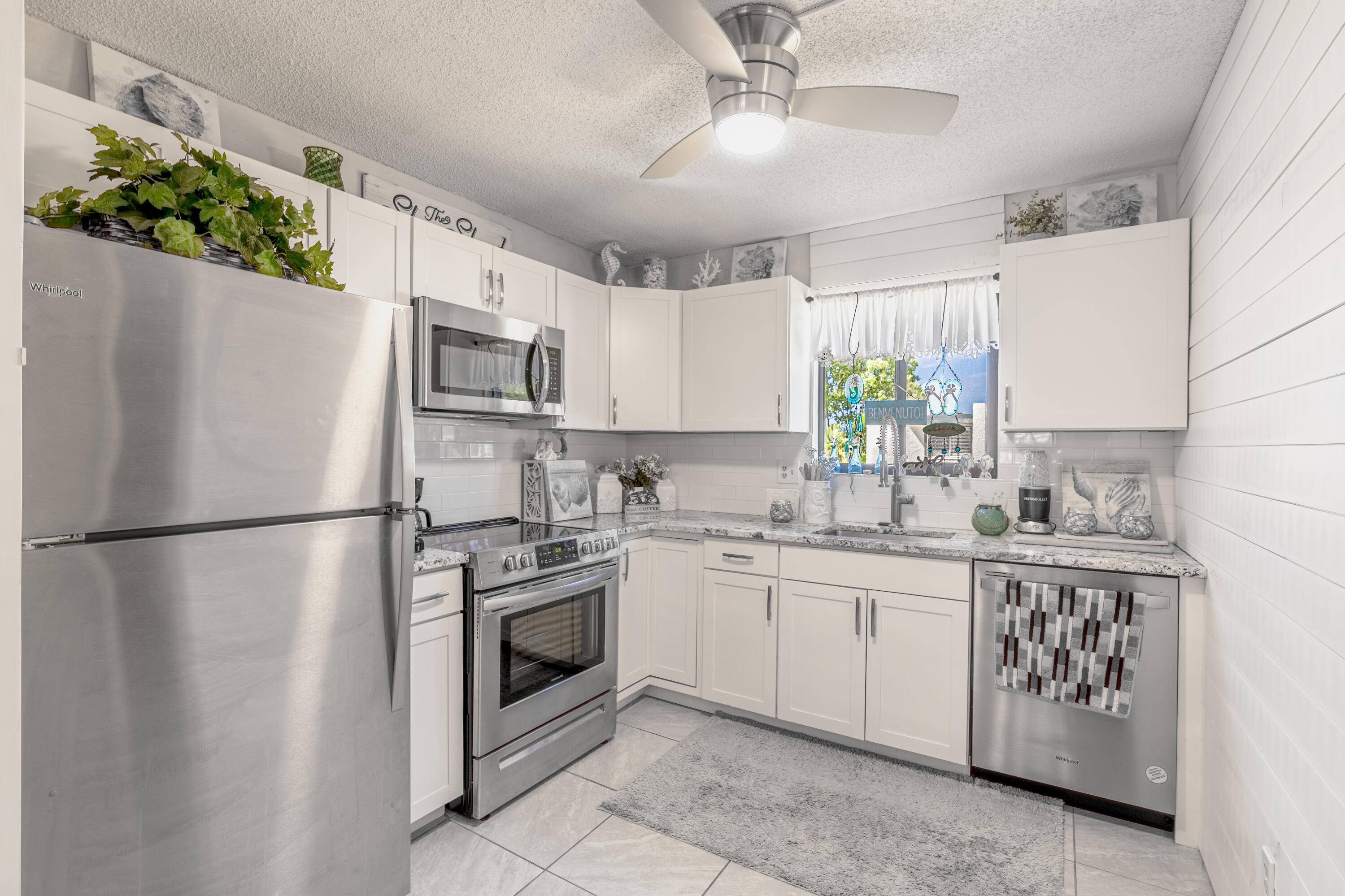 Jensen Beach, FL 34957,1551 NE 13th TER 14