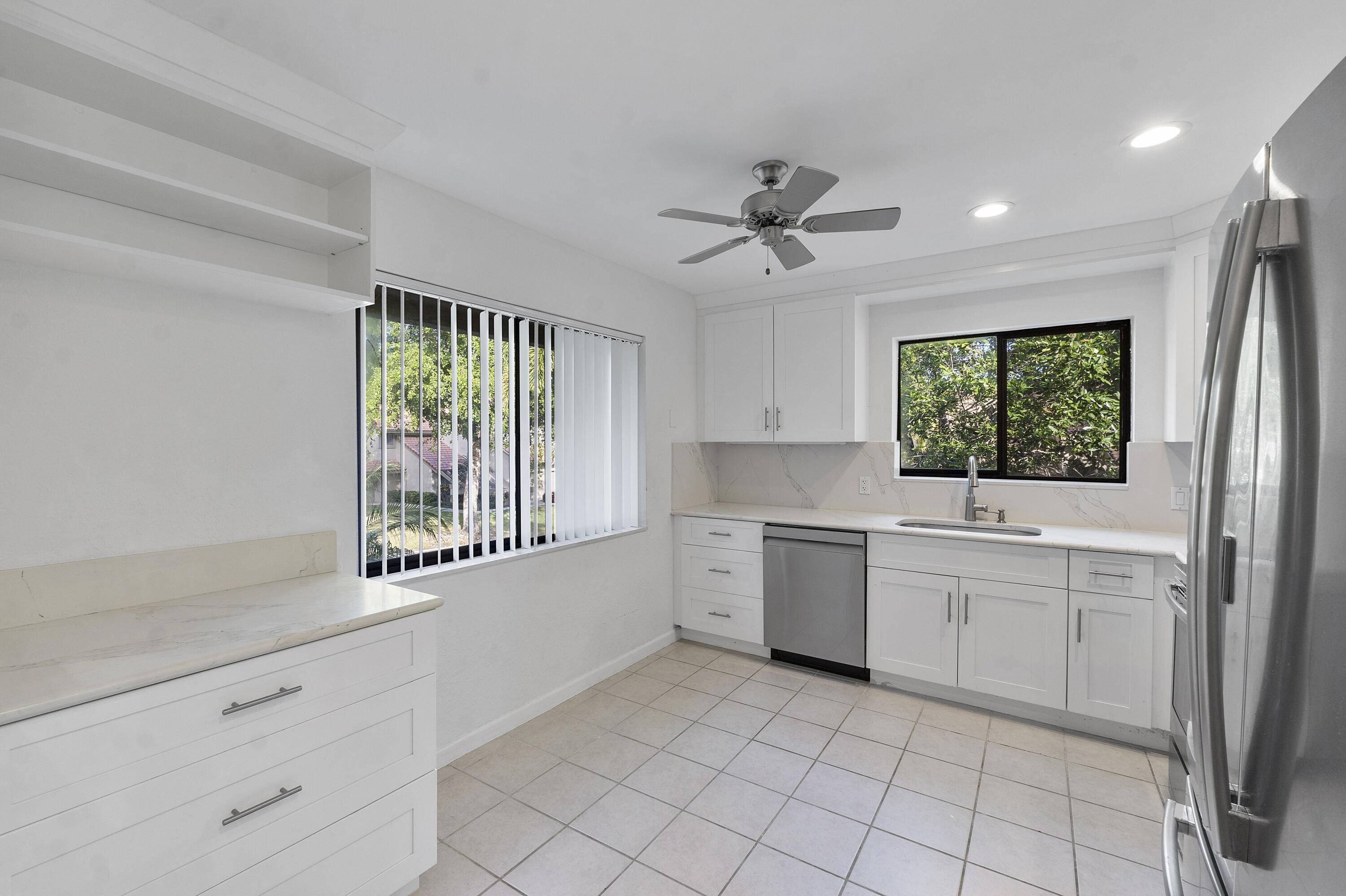 Boca Raton, FL 33486,5720 E Coach House CIR E