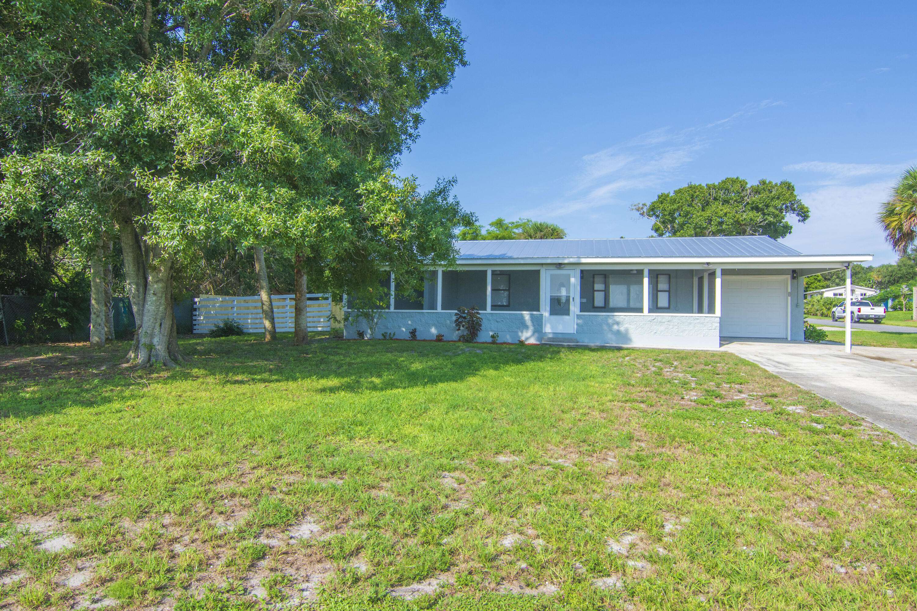 Fort Pierce, FL 34950,5287 N Old Dixie HWY