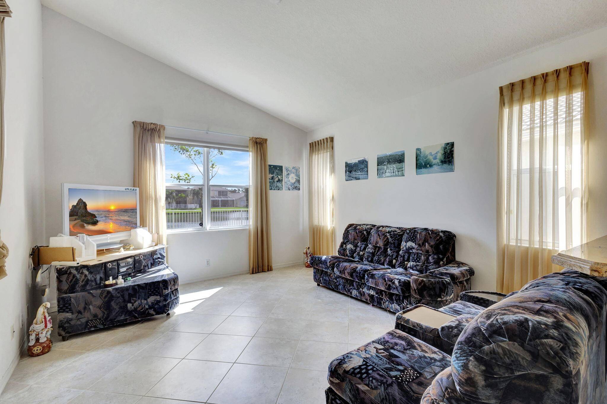 Lake Worth, FL 33467,7379 Via Leonardo