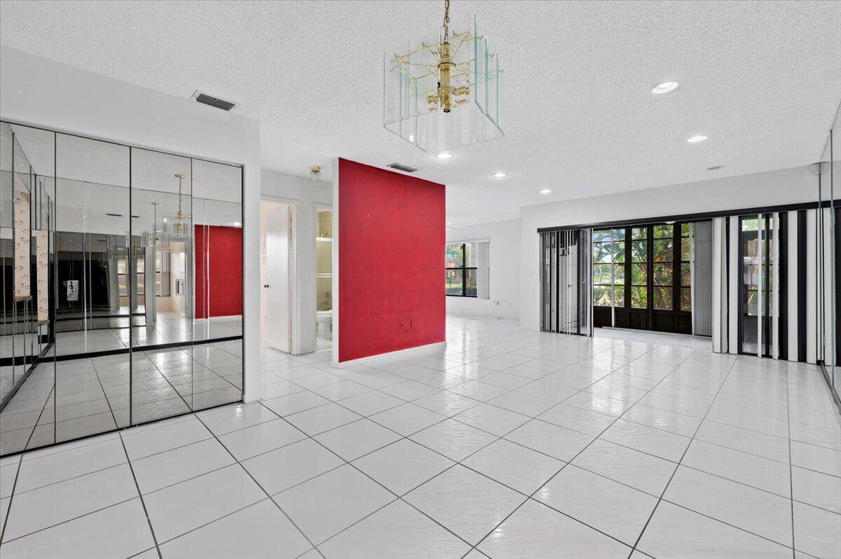 Lake Worth, FL 33467,3741 English LN A